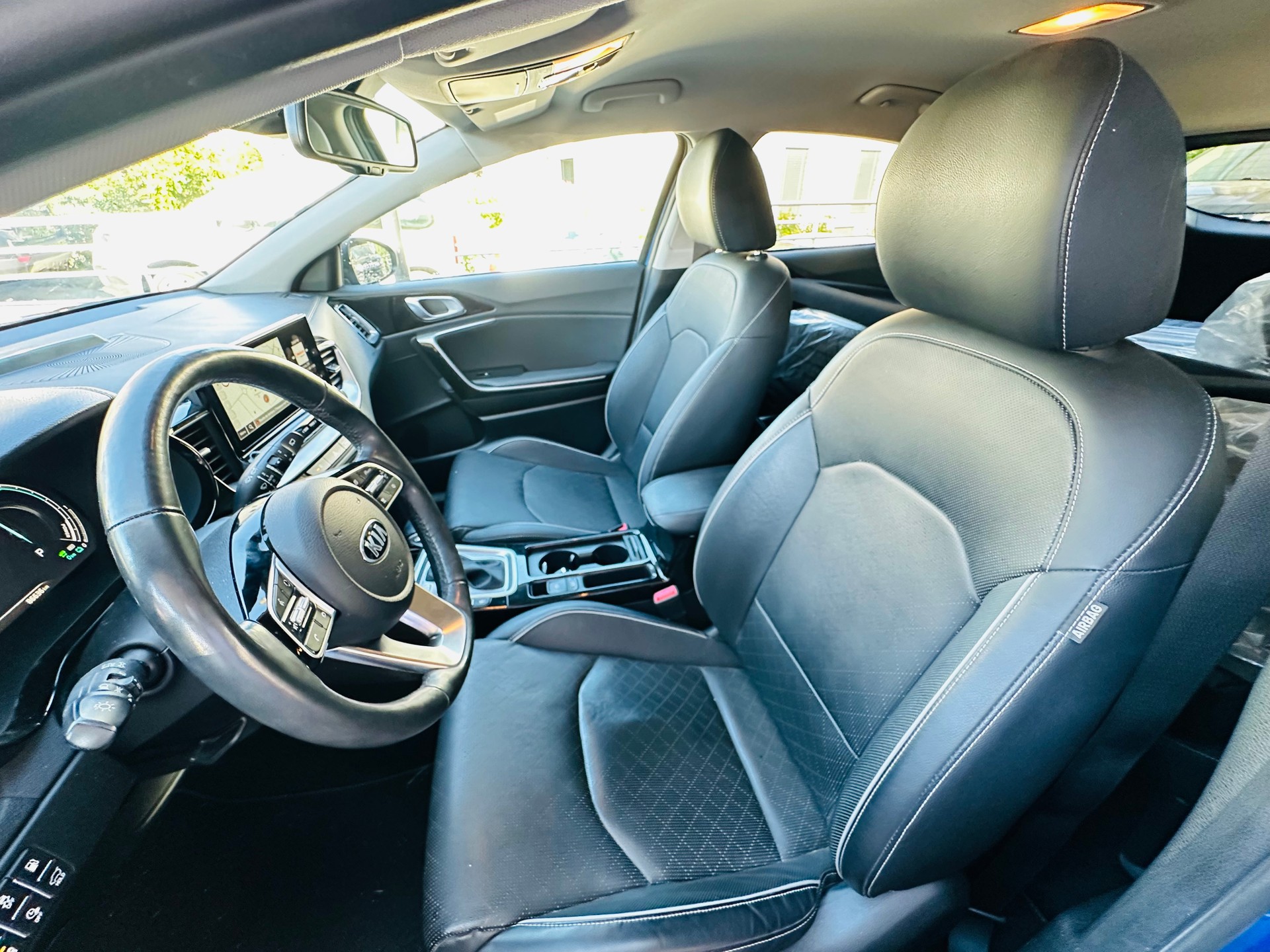 KIA Xceed 1.6 GDi Plug-in Hybrid Style DCT-image-11