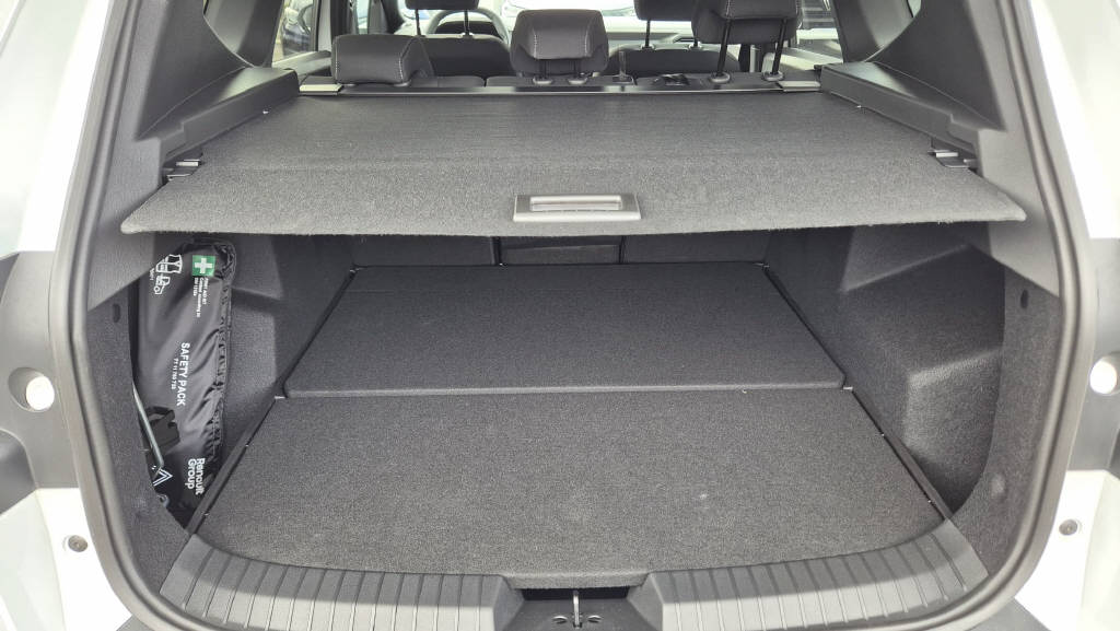 DACIA BIGSTER journey hybrid 155-image-8