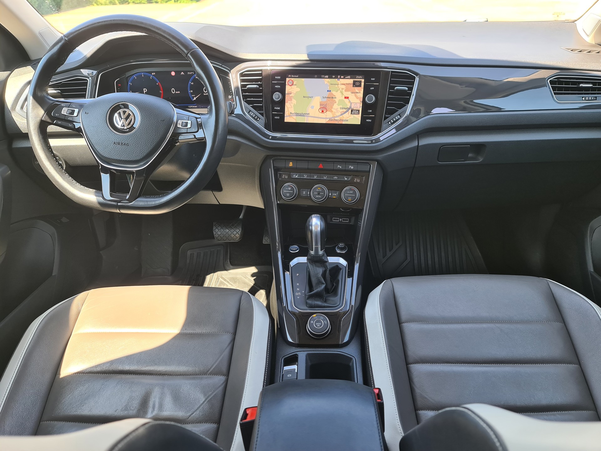 VW T-Roc 2.0 TSI Sport DSG 4Motion-image-6