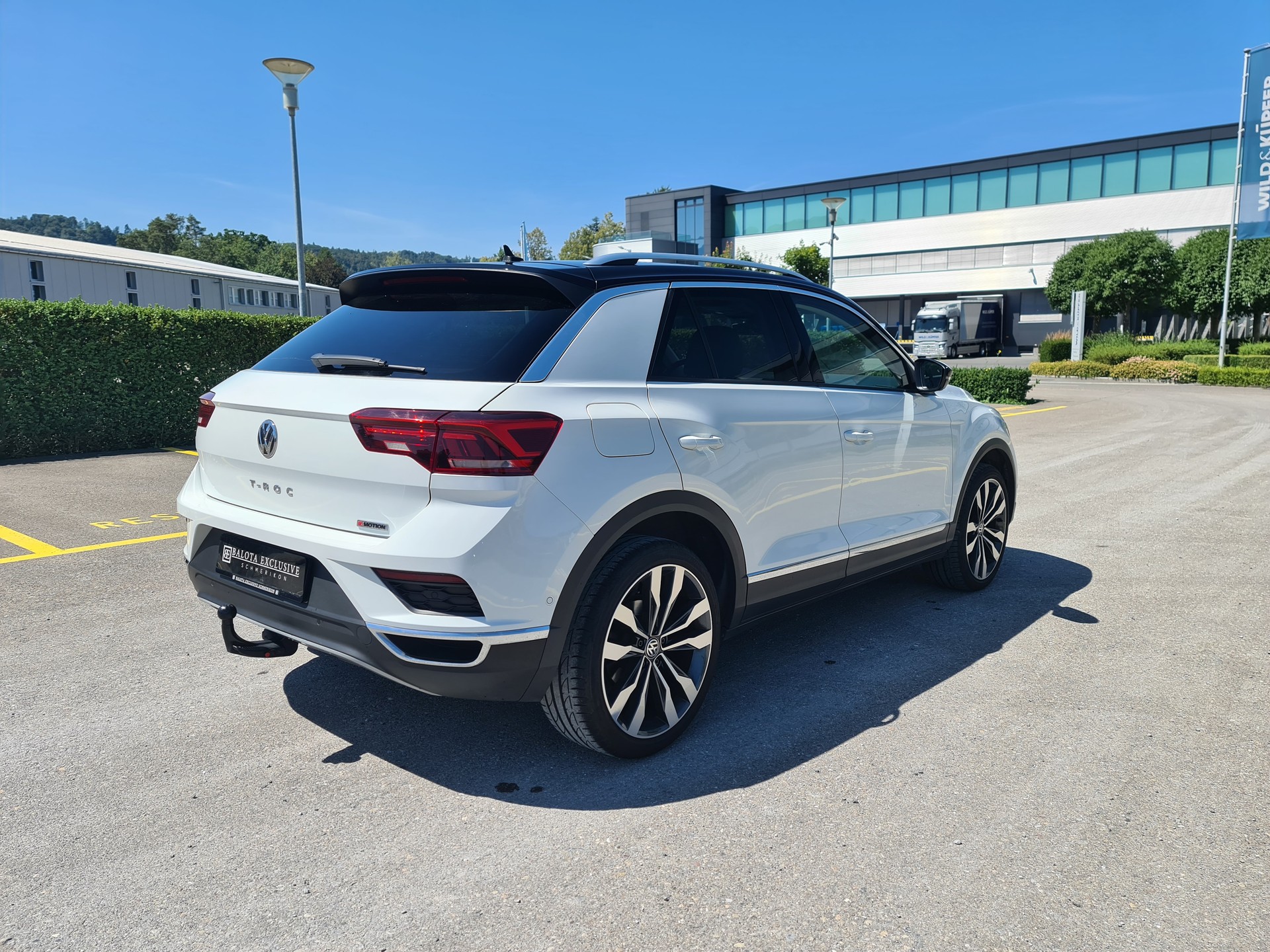VW T-Roc 2.0 TSI Sport DSG 4Motion-image-3