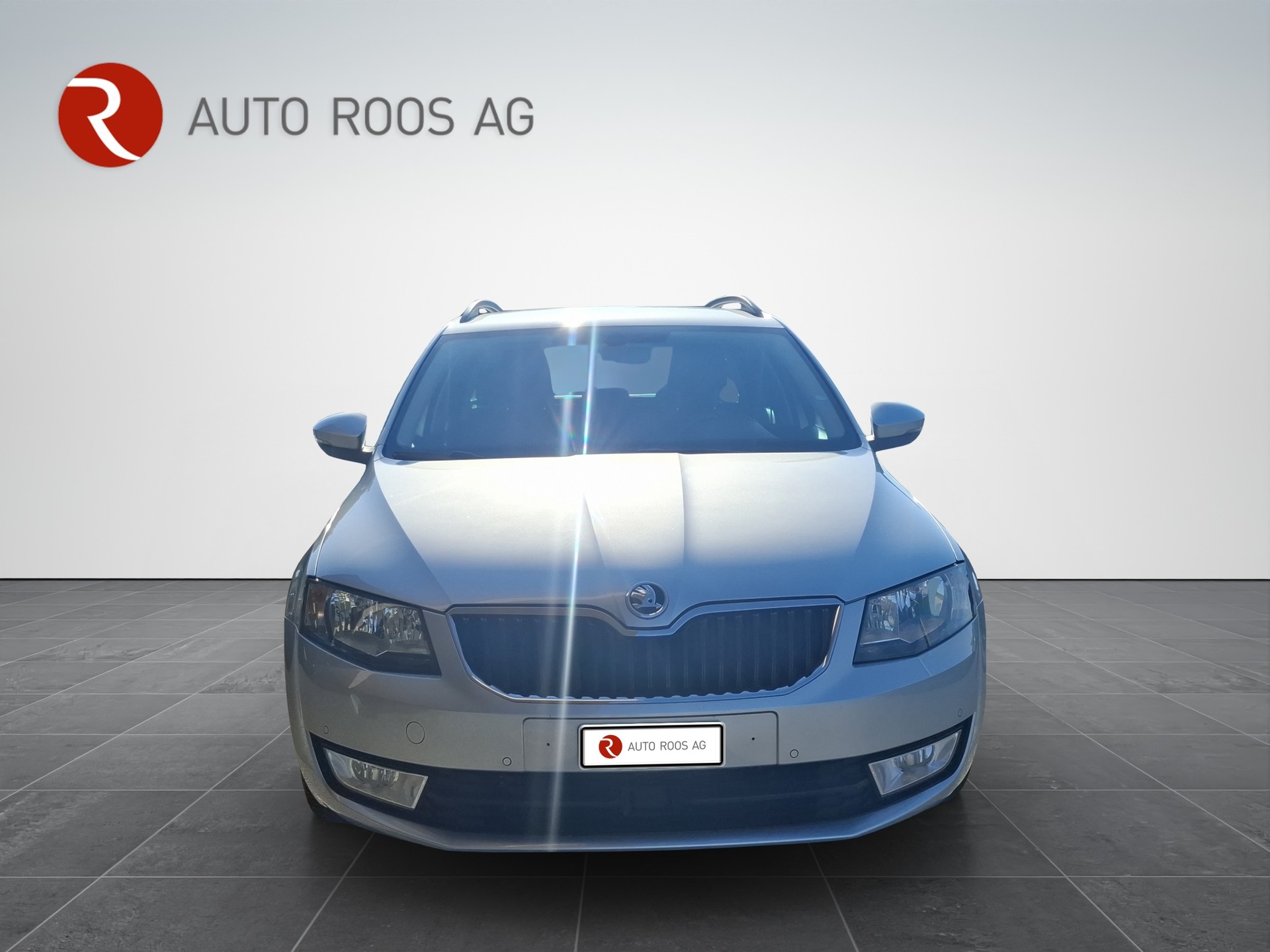 SKODA Octavia Combi 1.6 TDI Ambition DSG-image-1