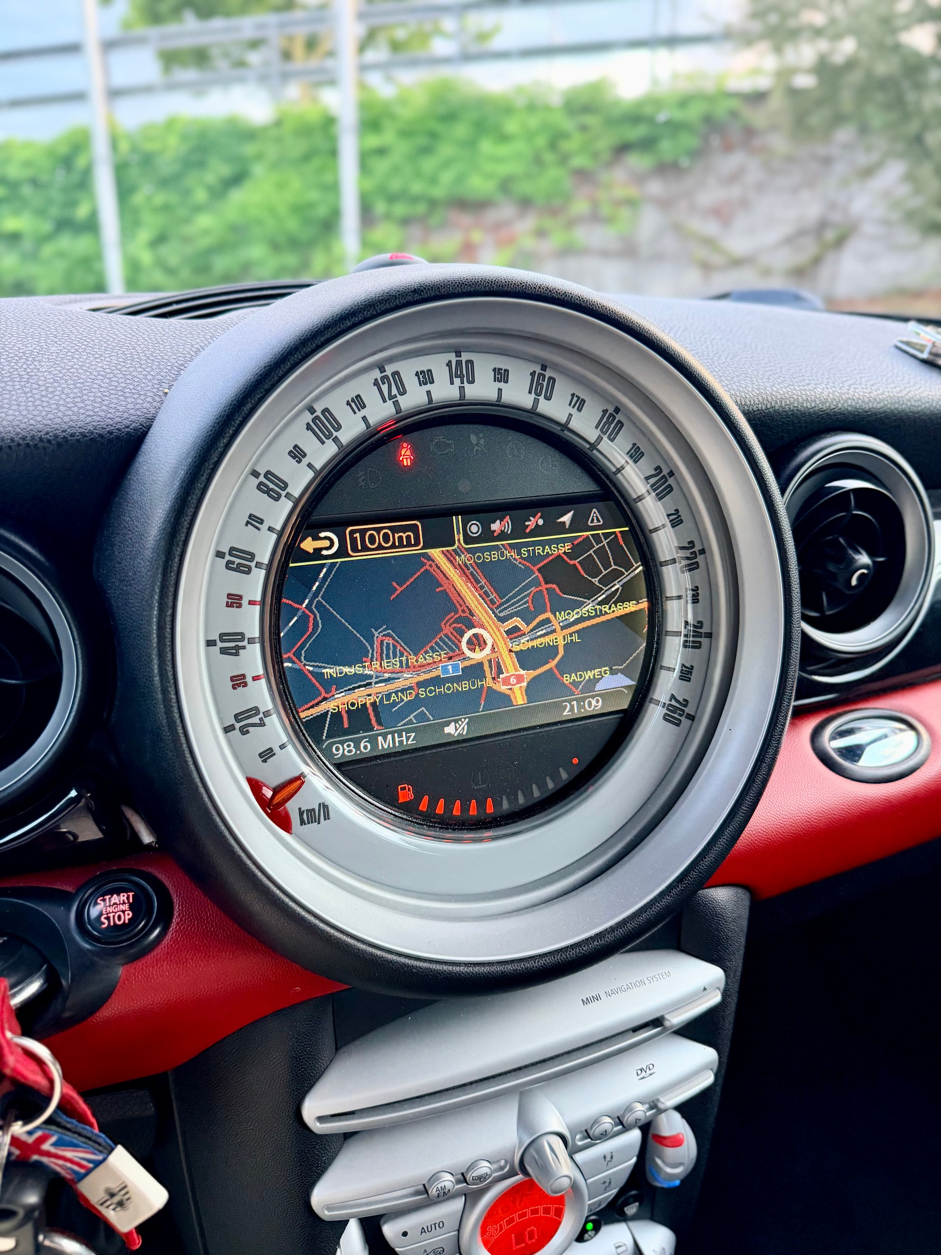 MINI Cooper S-image-8
