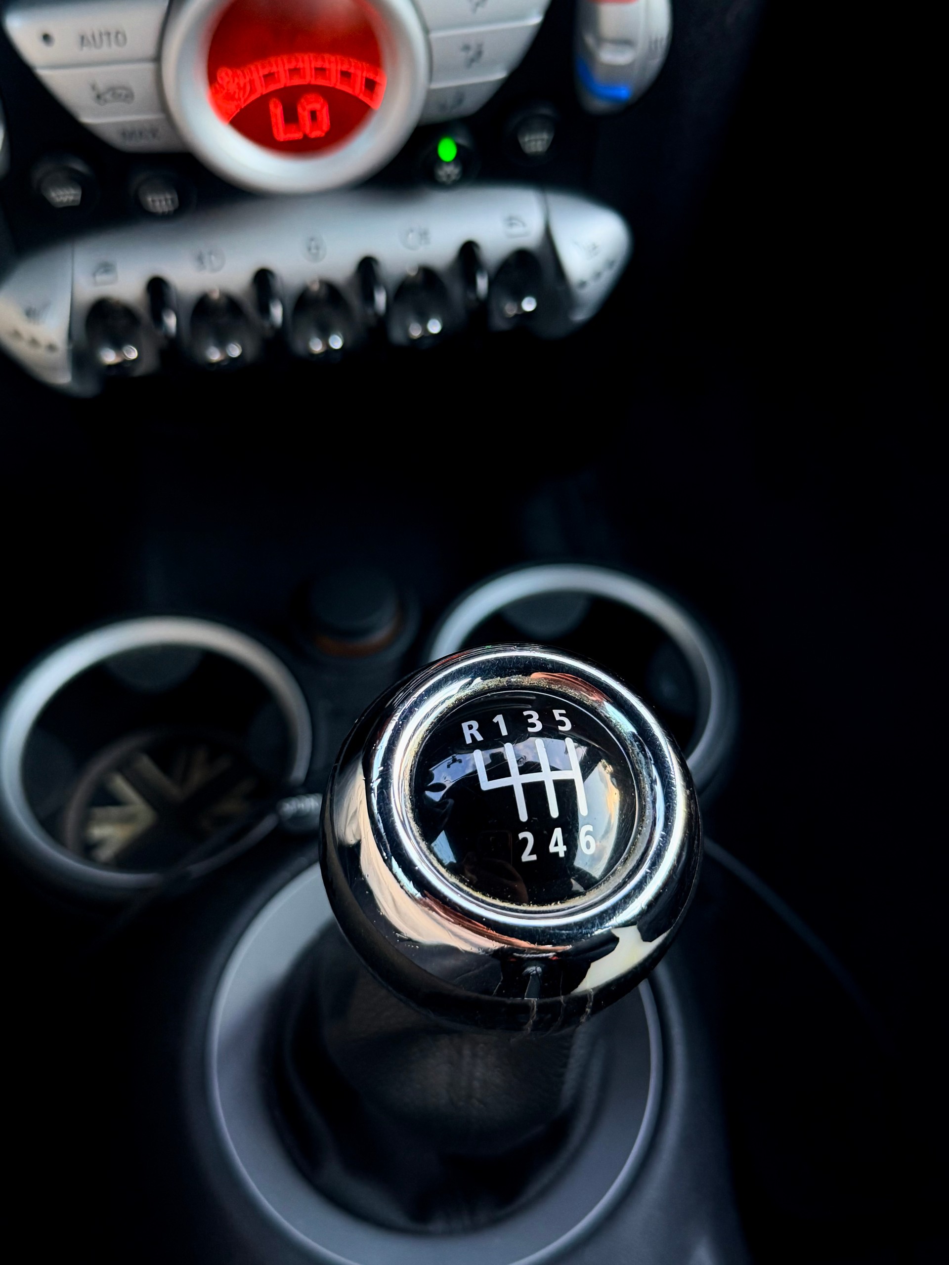 MINI Cooper S-image-9