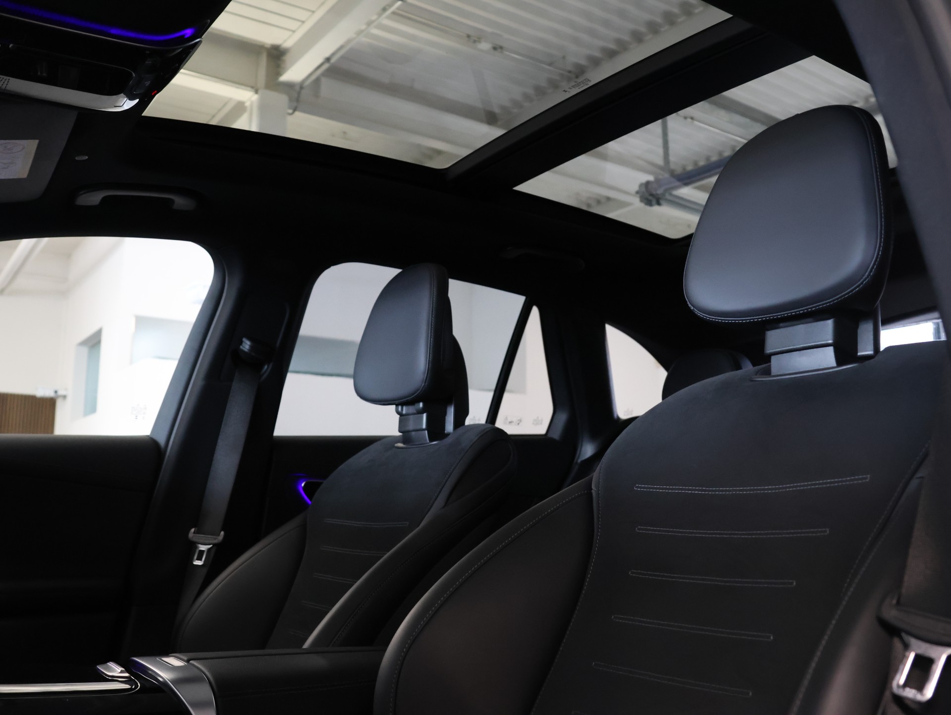 MERCEDES-BENZ GLC 400 e 4Matic 9G-Tronic *Panoramadach* *Burmester* *360 Kamera*-image-10
