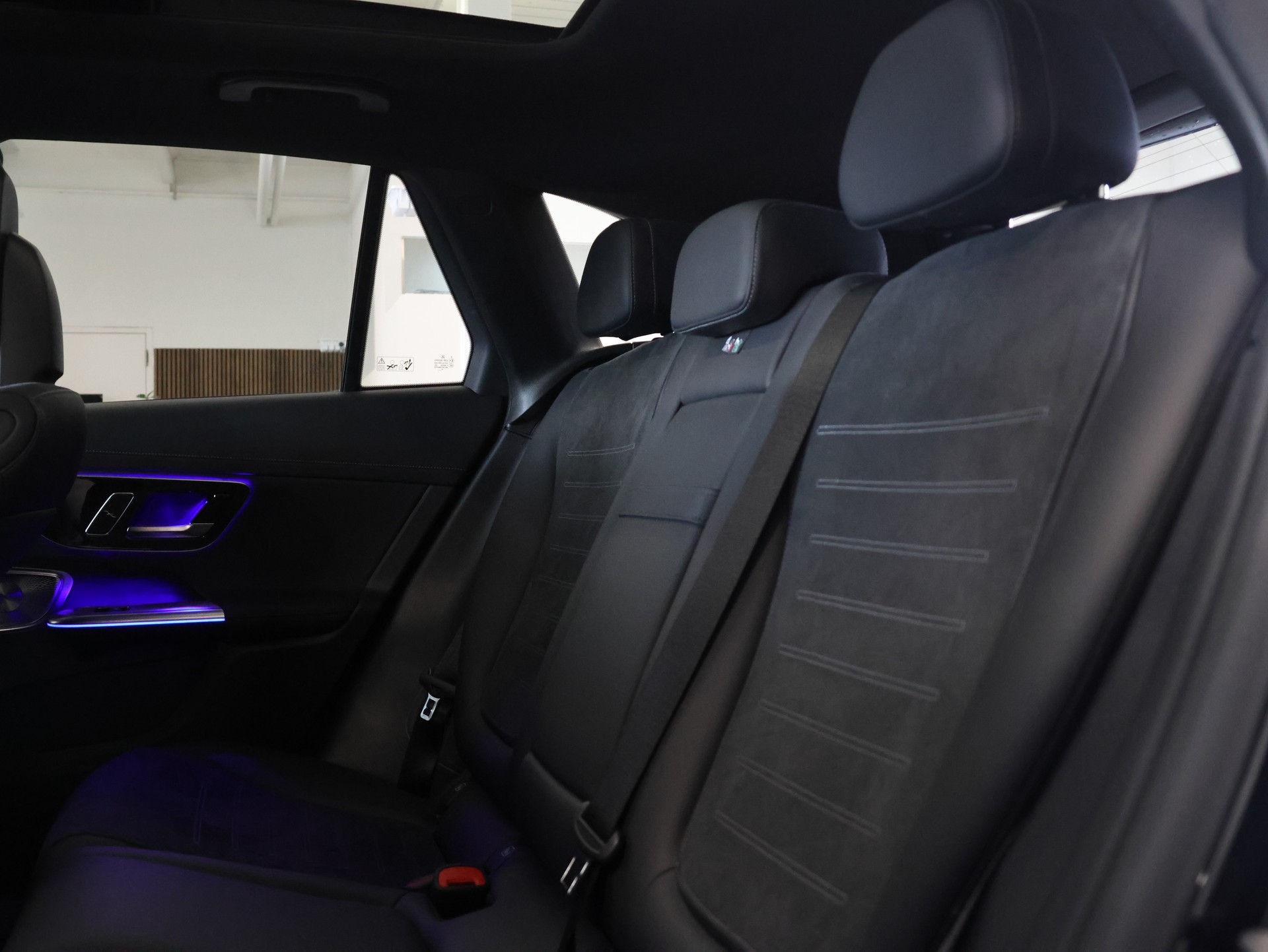 MERCEDES-BENZ GLC 400 e 4Matic 9G-Tronic *Panoramadach* *Burmester* *360 Kamera*-image-23