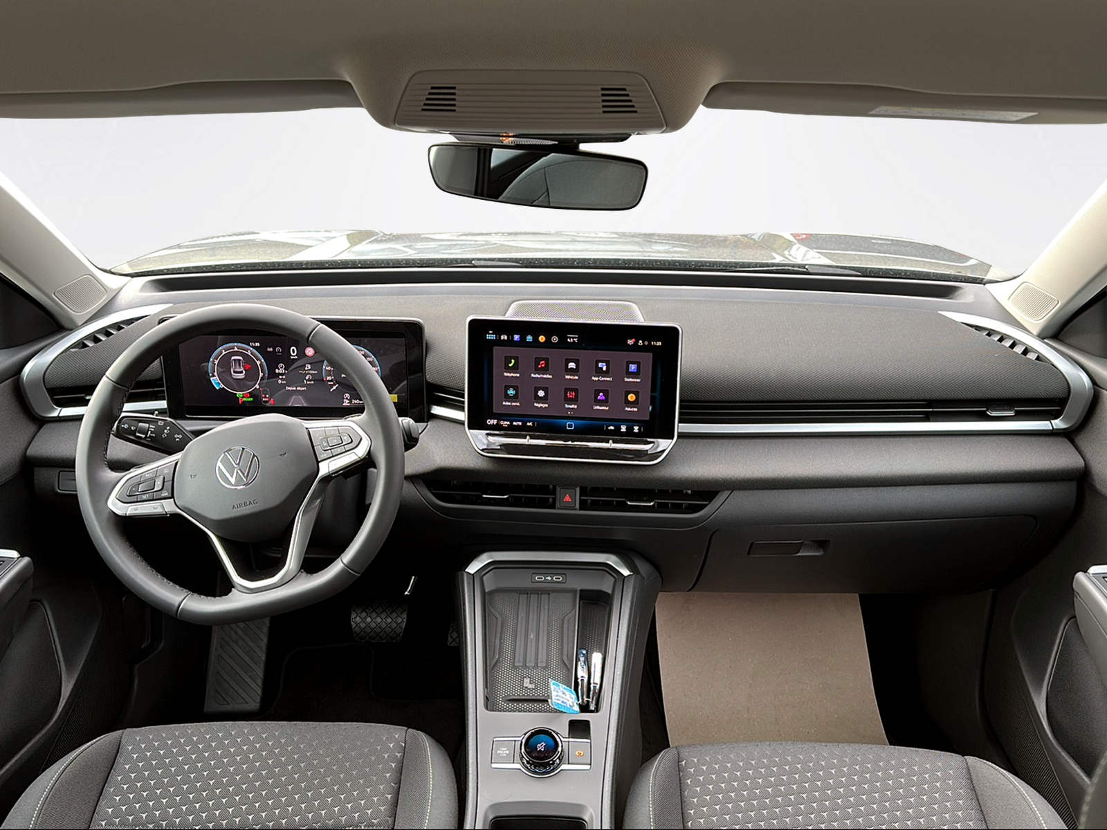 VW T-Roc 1.5 eTSI mHEV Trend DSG-image-7
