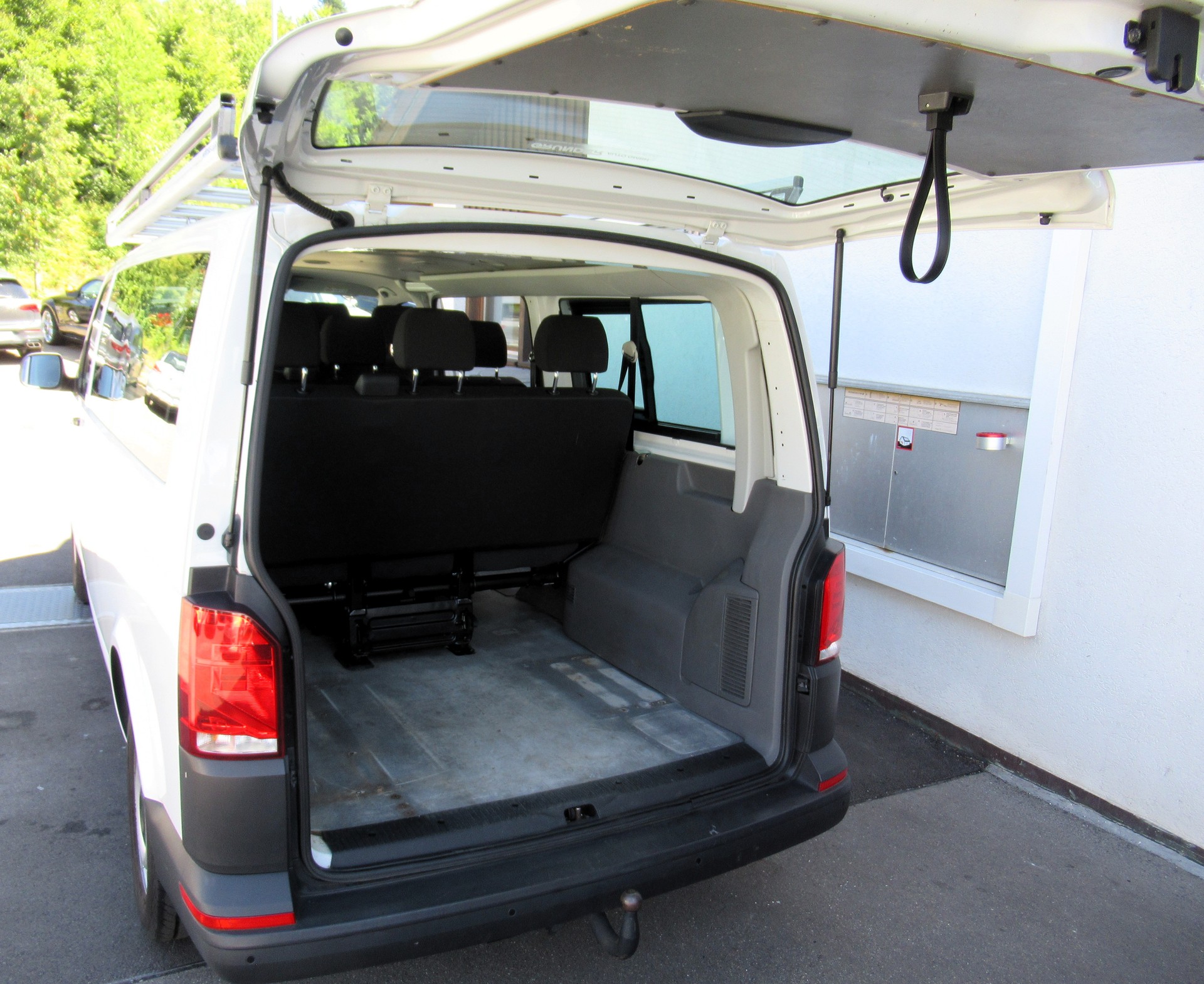 VW T6.1 2.0 TDI-image-17