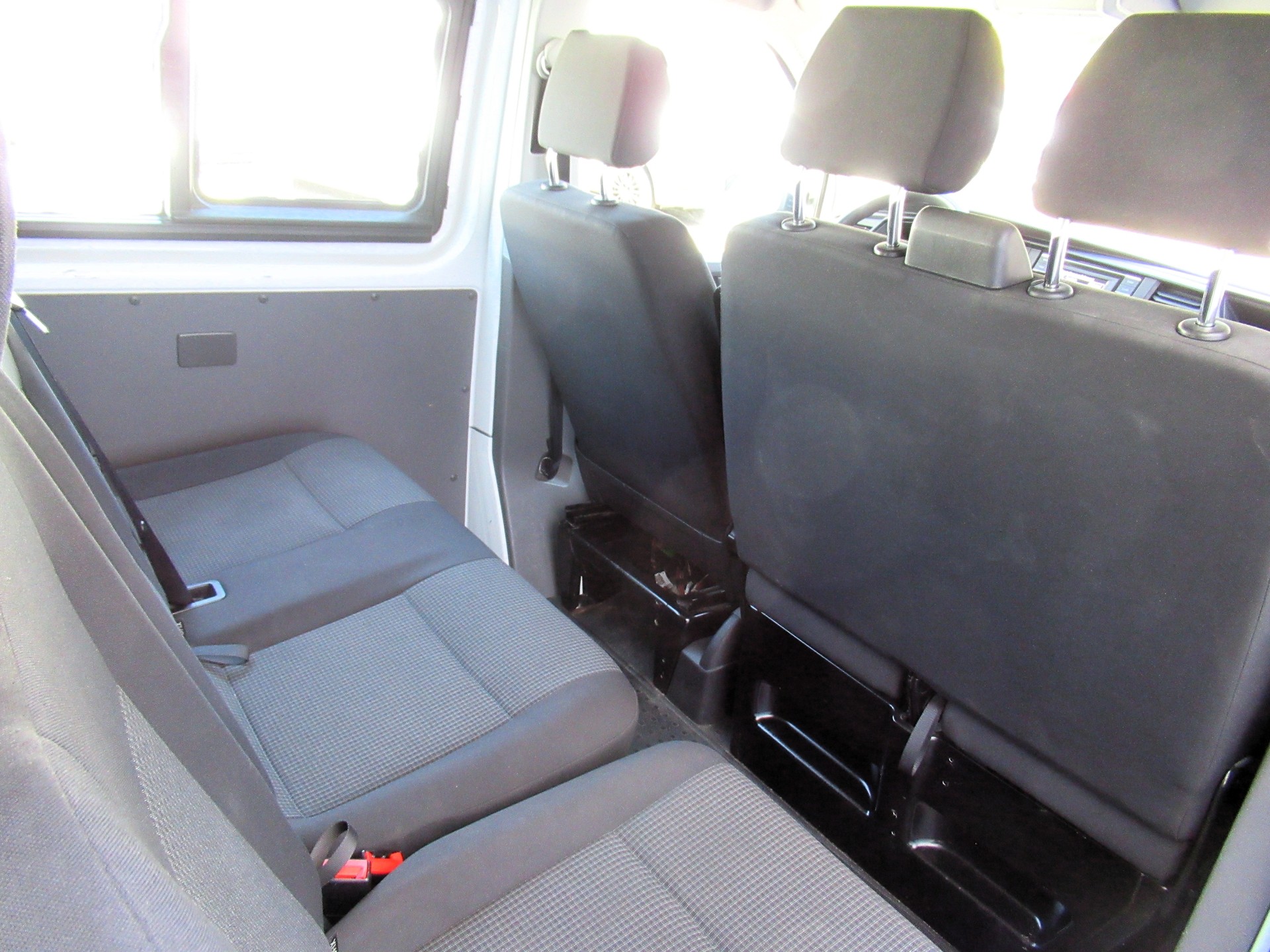 VW T6.1 2.0 TDI-image-15