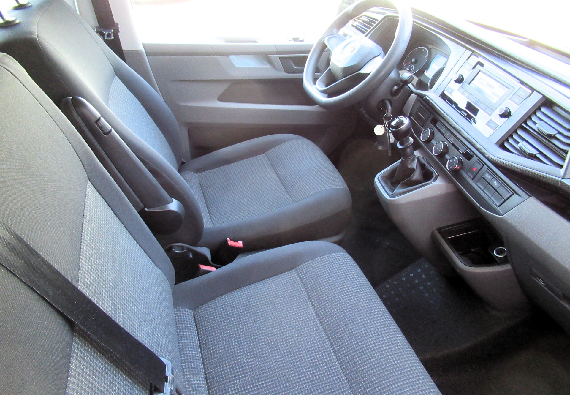 VW T6.1 2.0 TDI-image-10