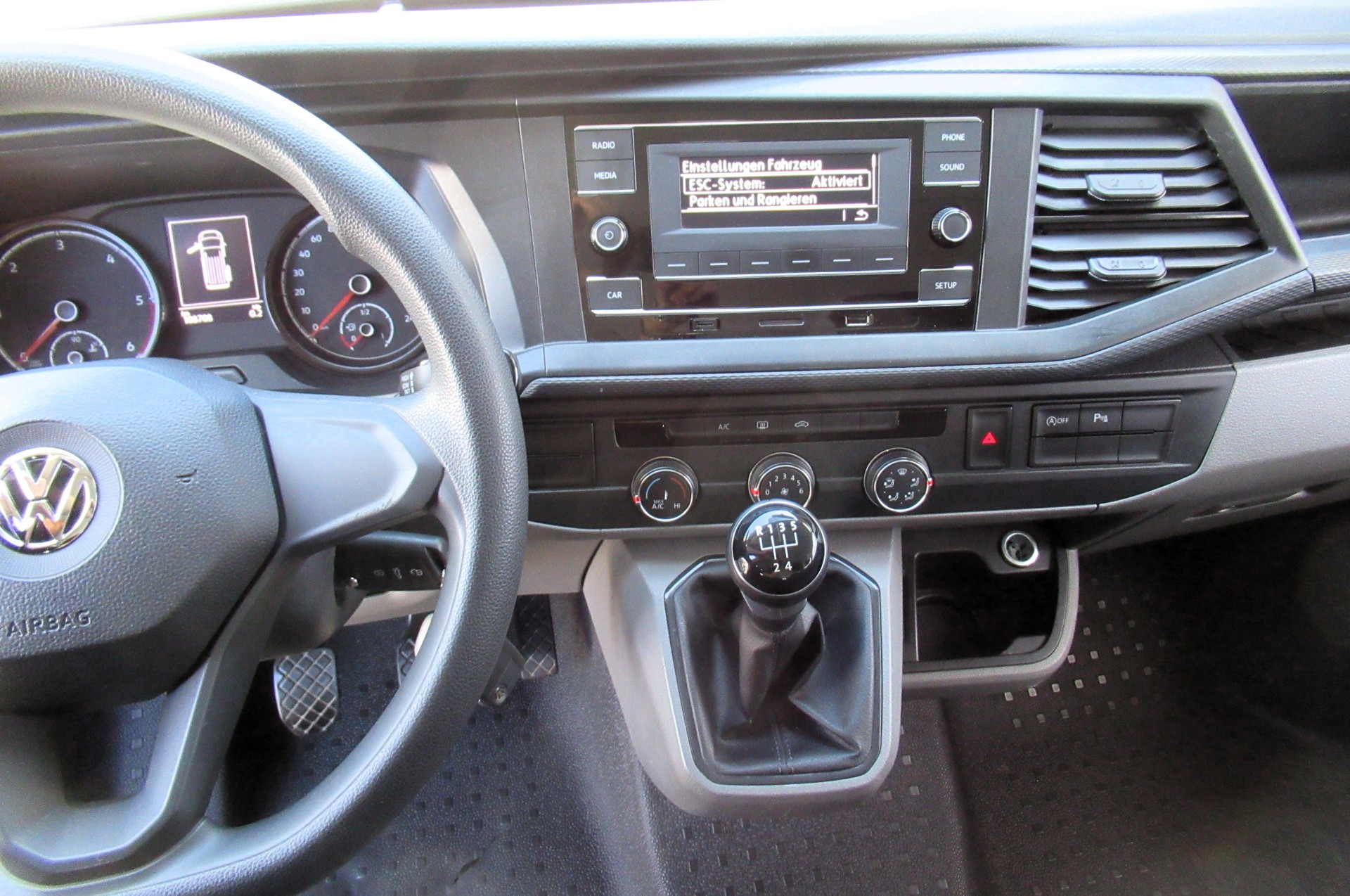 VW T6.1 2.0 TDI-image-18