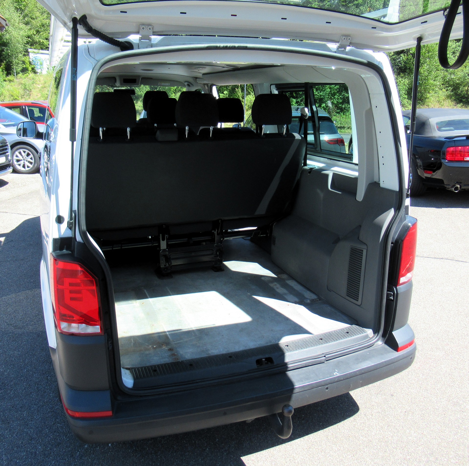 VW T6.1 2.0 TDI-image-5