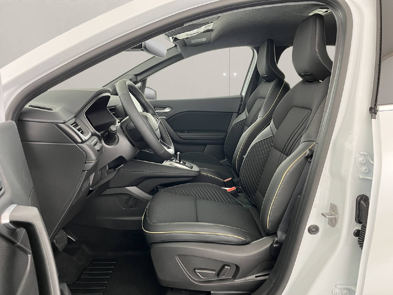 RENAULT Symbioz 1.8 E-Tech iconic-image-7