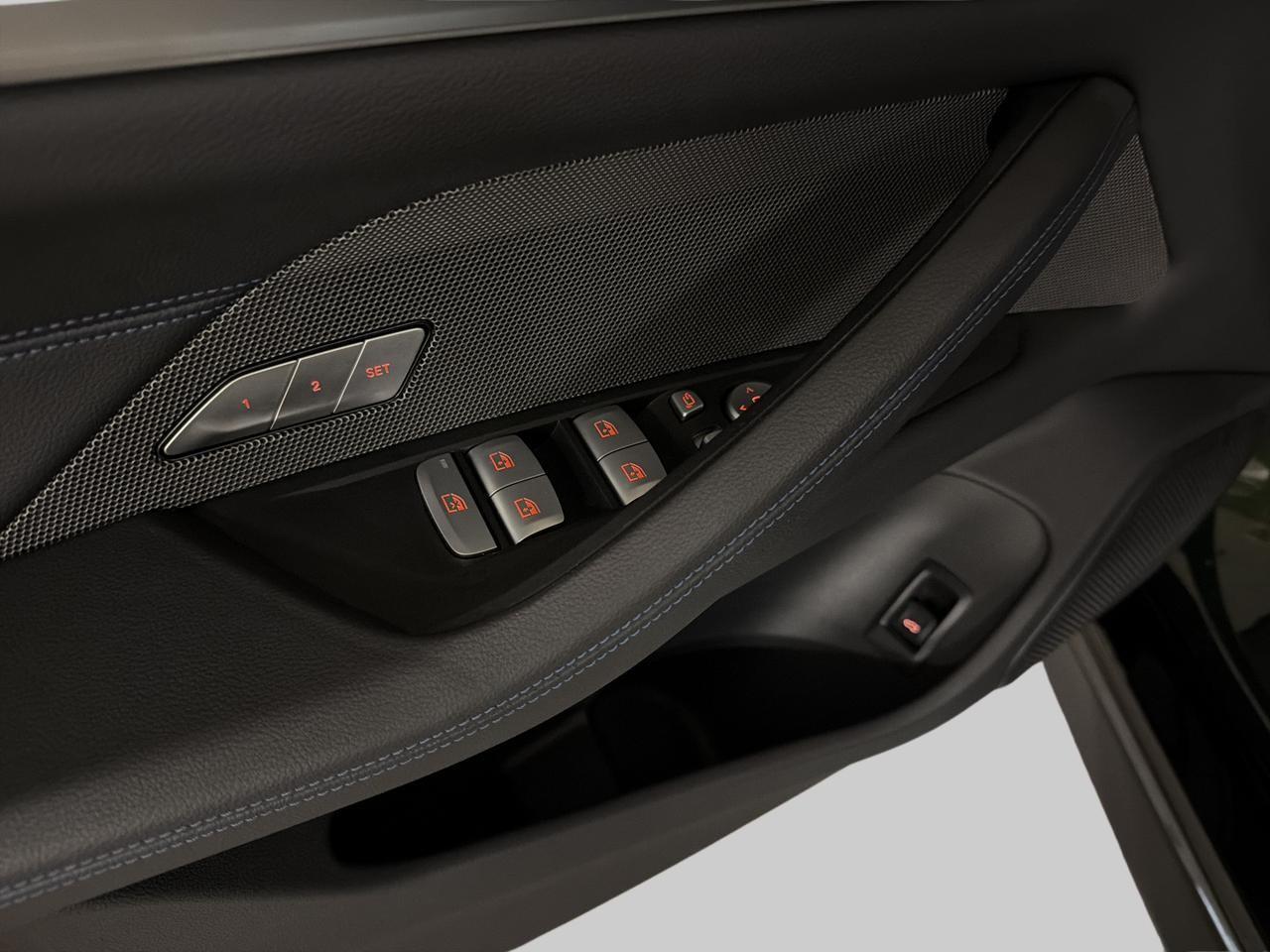 BMW i4 eDrive40 M Sport-image-23