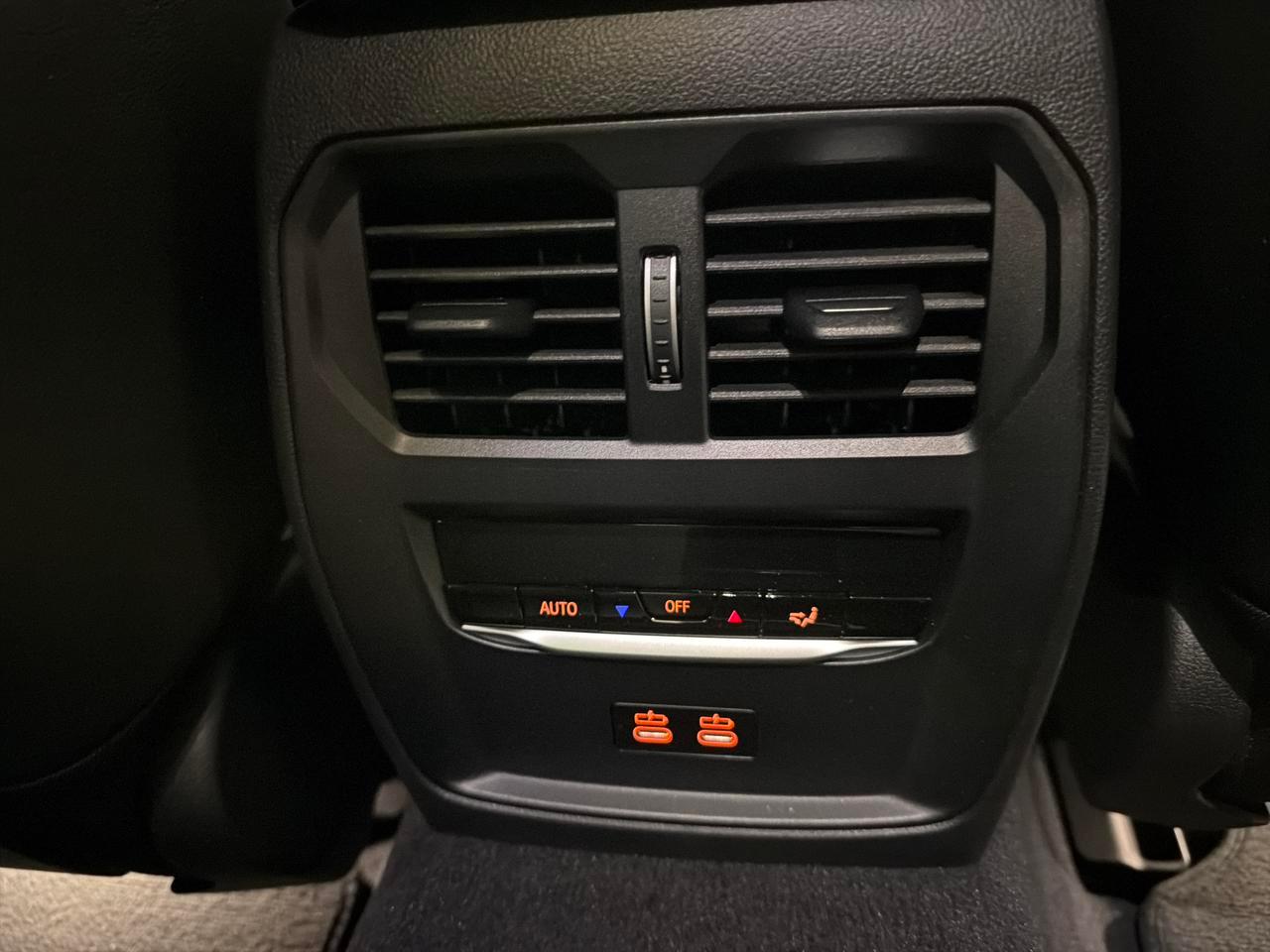 BMW i4 eDrive40 M Sport-image-26