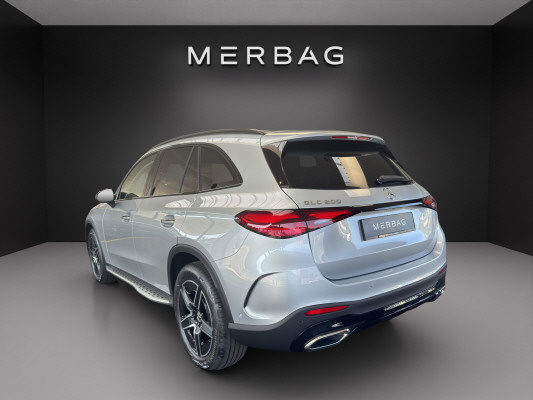 MERCEDES-BENZ GLC 200 4Matic 9G-Tronic-image-3