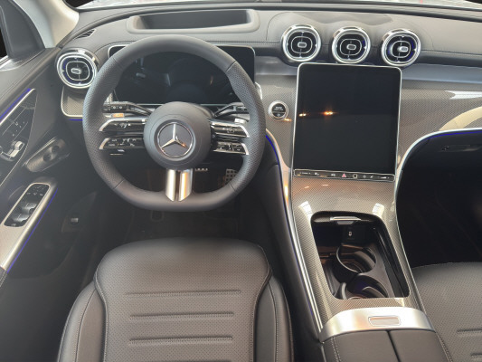 MERCEDES-BENZ GLC 200 4Matic 9G-Tronic-image-7