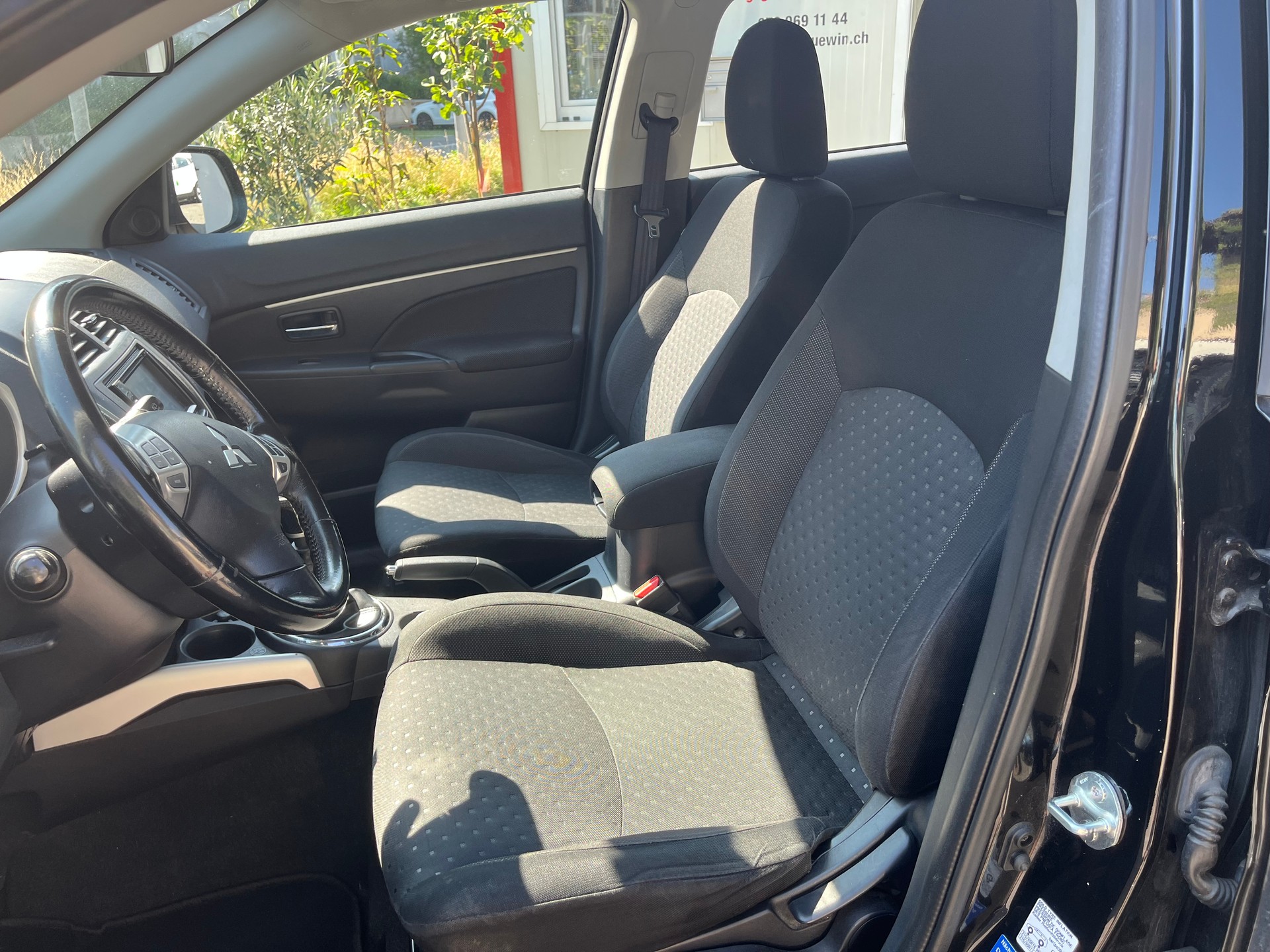 MITSUBISHI ASX 1.8 DID Intense 4WD-image-8