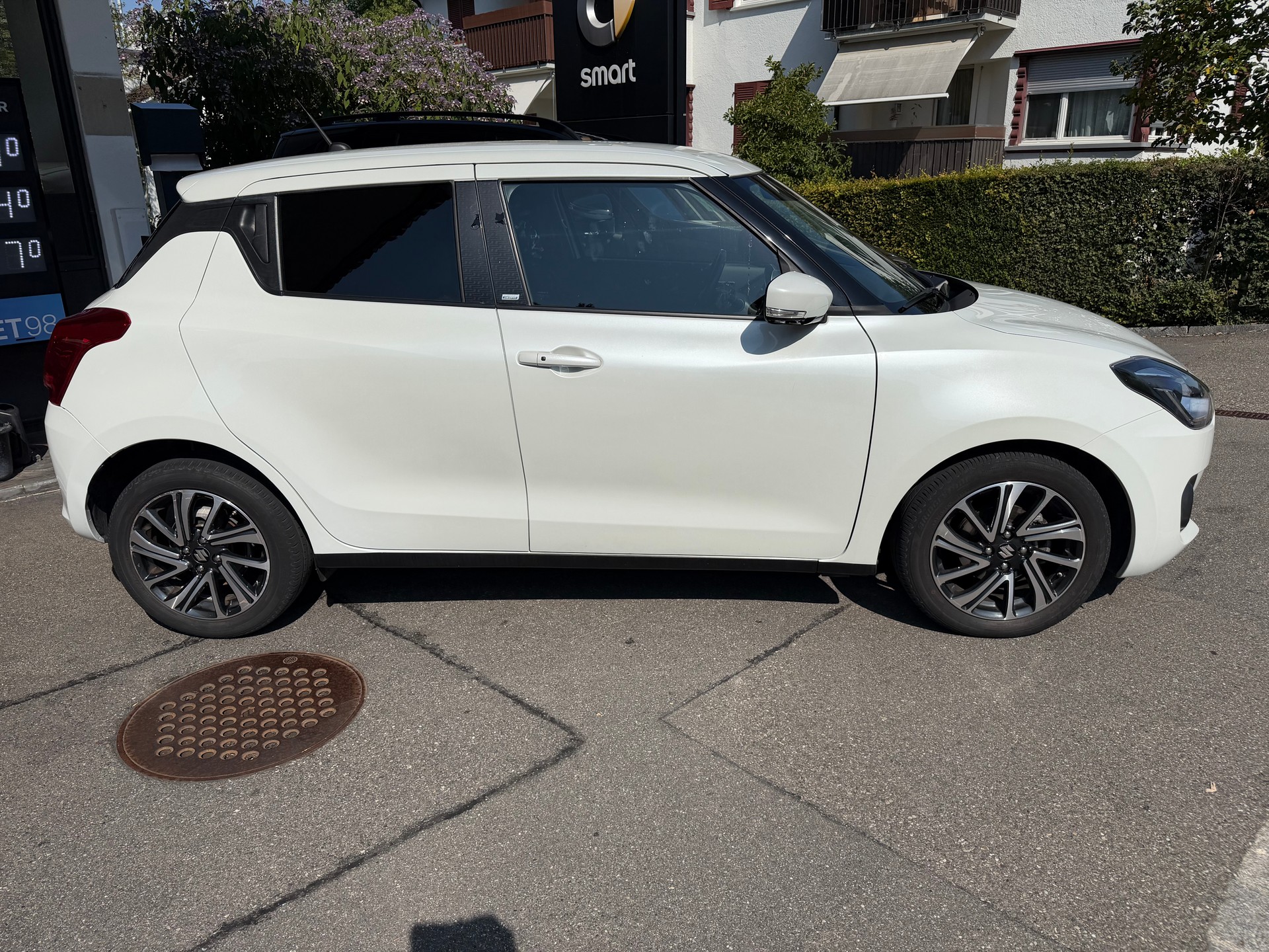 SUZUKI 1.2 Generation Top Hybrid-image-2
