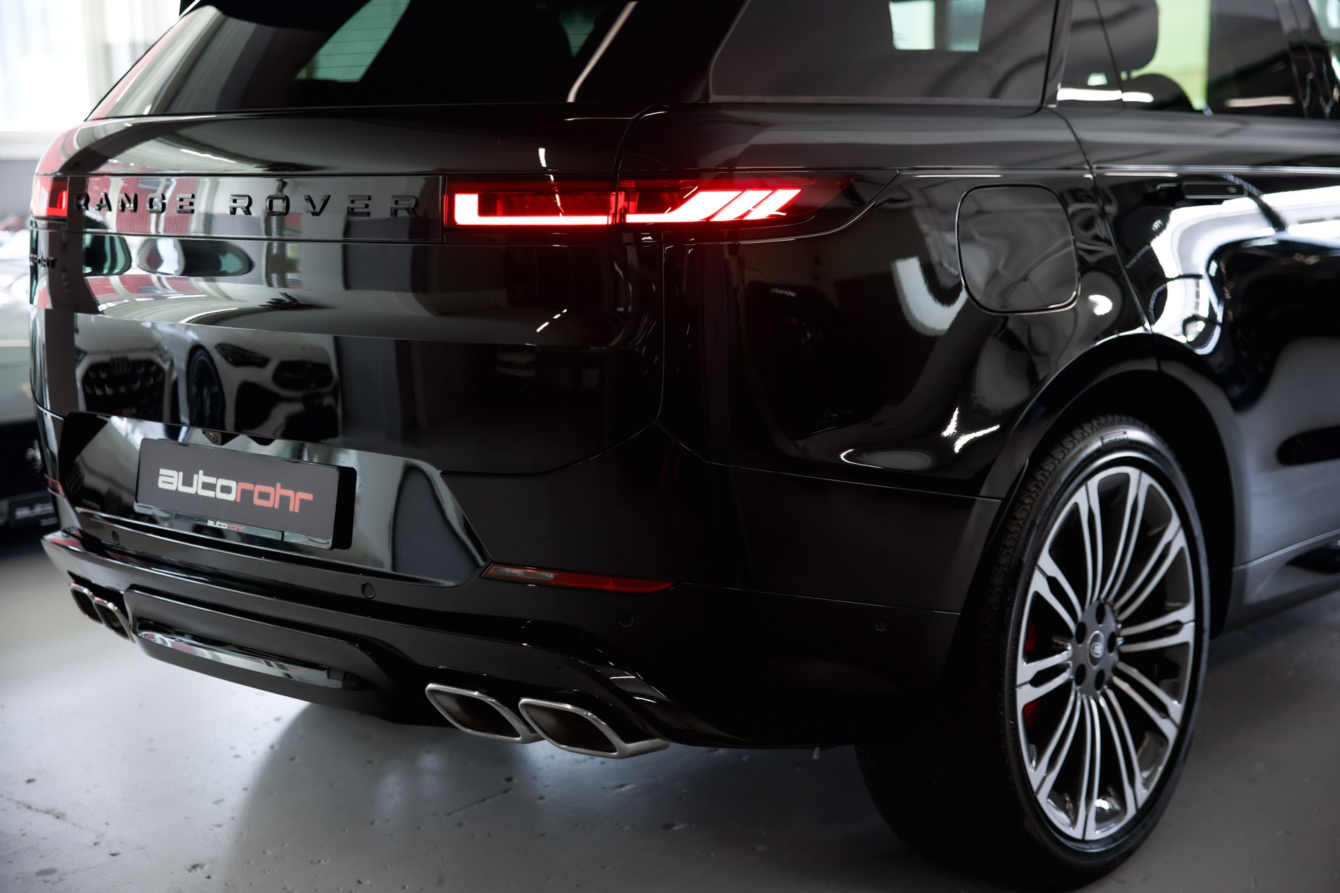 LAND ROVER Range Rover Sport P530 4.4 V8 Autobiography Automatic-image-12