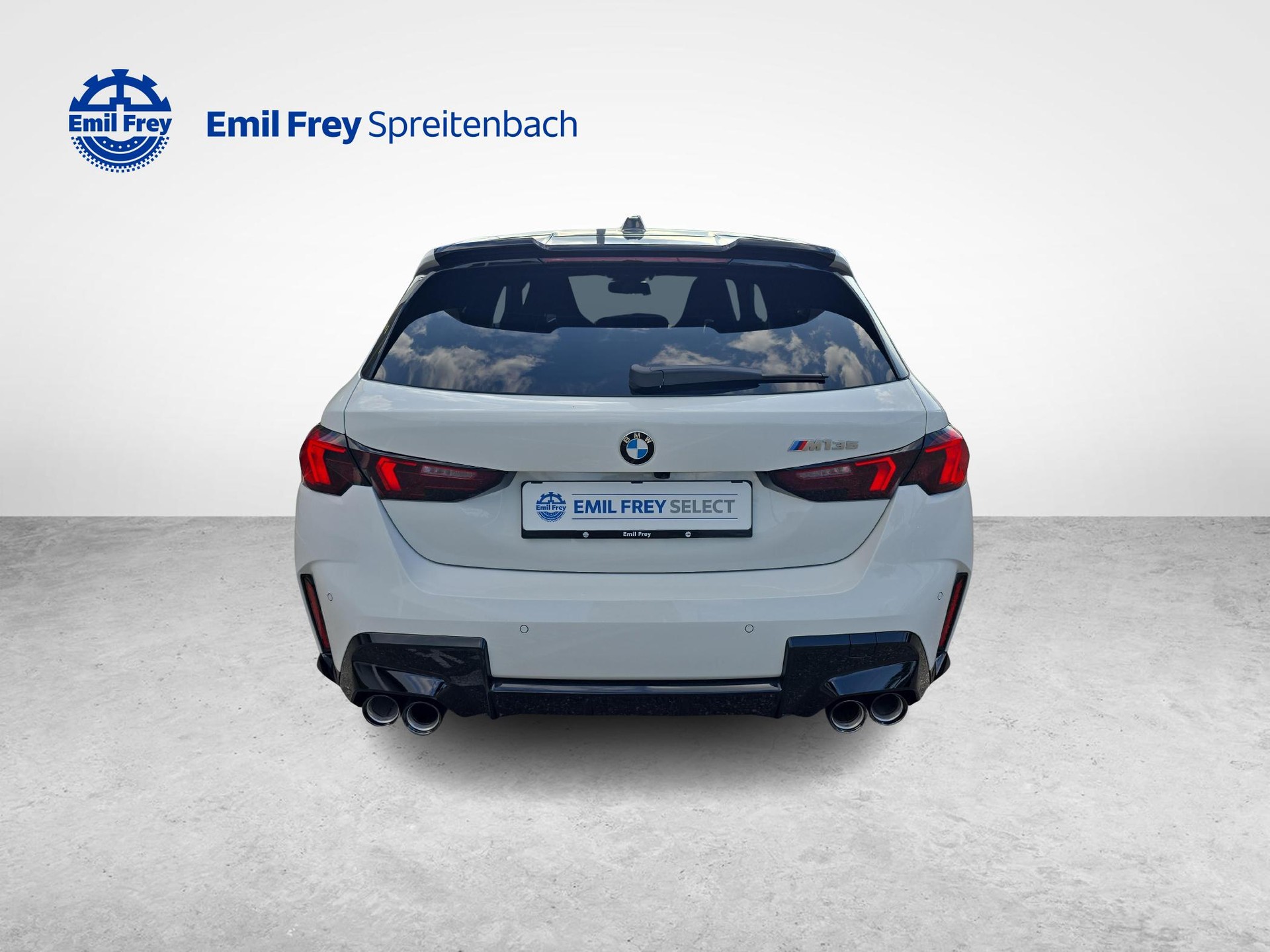 BMW M135i xDrive-image-3
