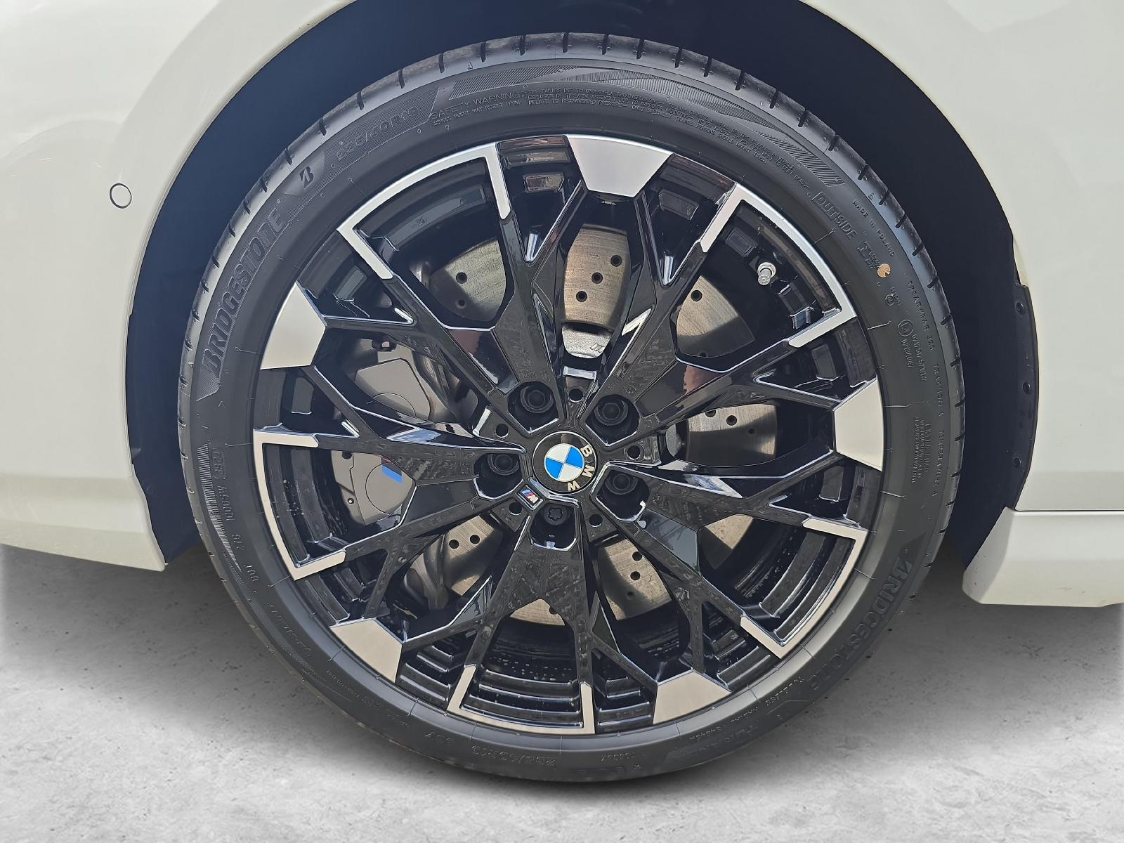 BMW M135i xDrive-image-19