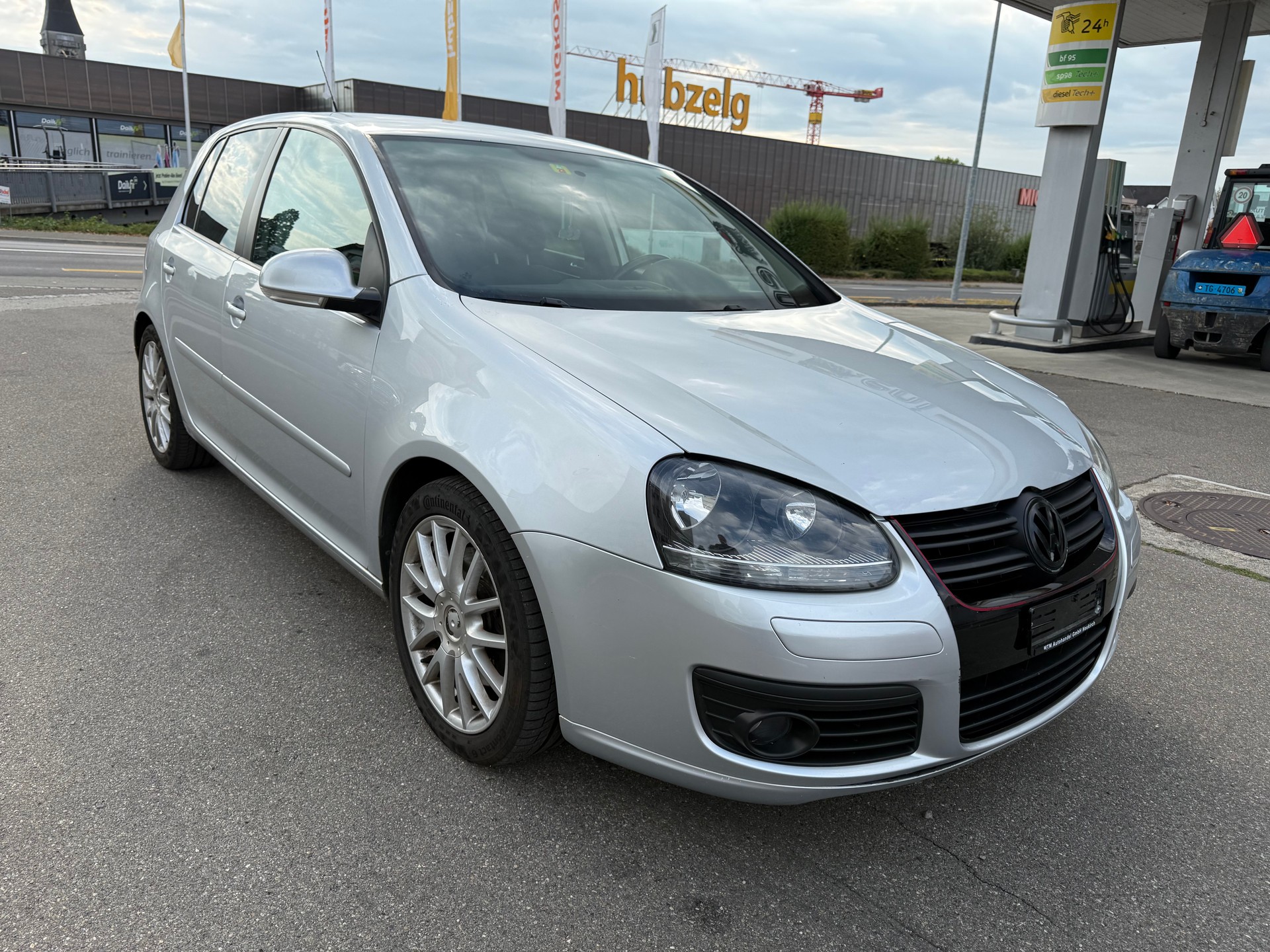 VW Golf 1.4 TSI GT Sport-image-1