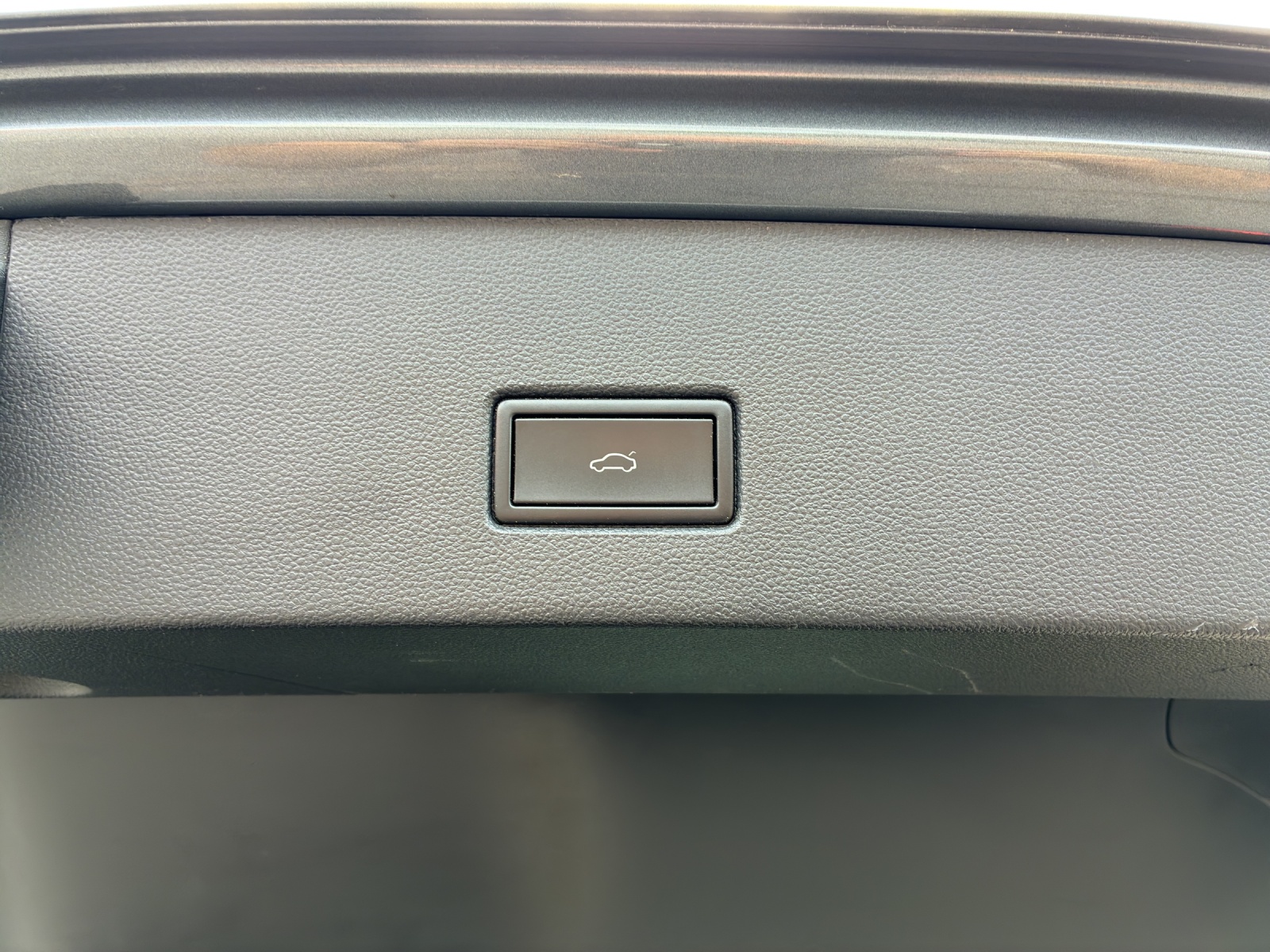 VW T-Roc 2.0 TSI Sport DSG 4Motion-image-17