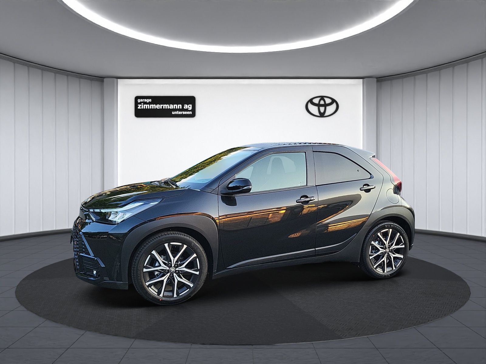 TOYOTA Aygo X 1.5 VVT-i HSD GR Sport-image-11