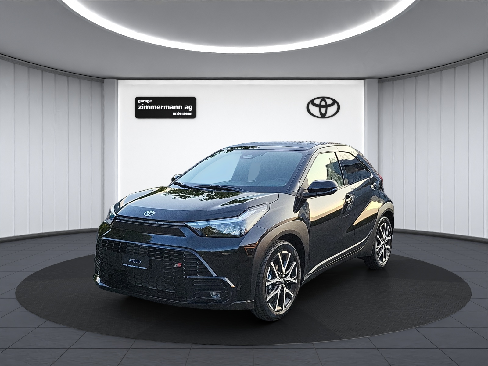 TOYOTA Aygo X 1.5 VVT-i HSD GR Sport-image-0