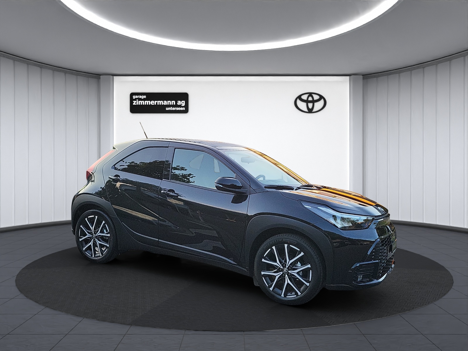 TOYOTA Aygo X 1.5 VVT-i HSD GR Sport-image-3