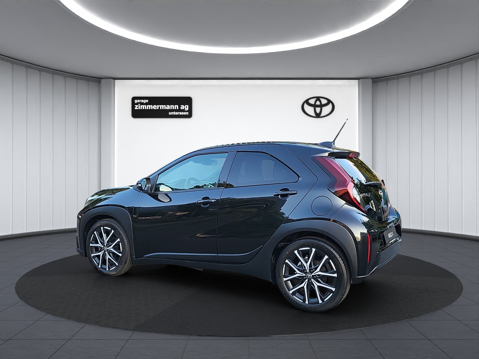 TOYOTA Aygo X 1.5 VVT-i HSD GR Sport-image-9