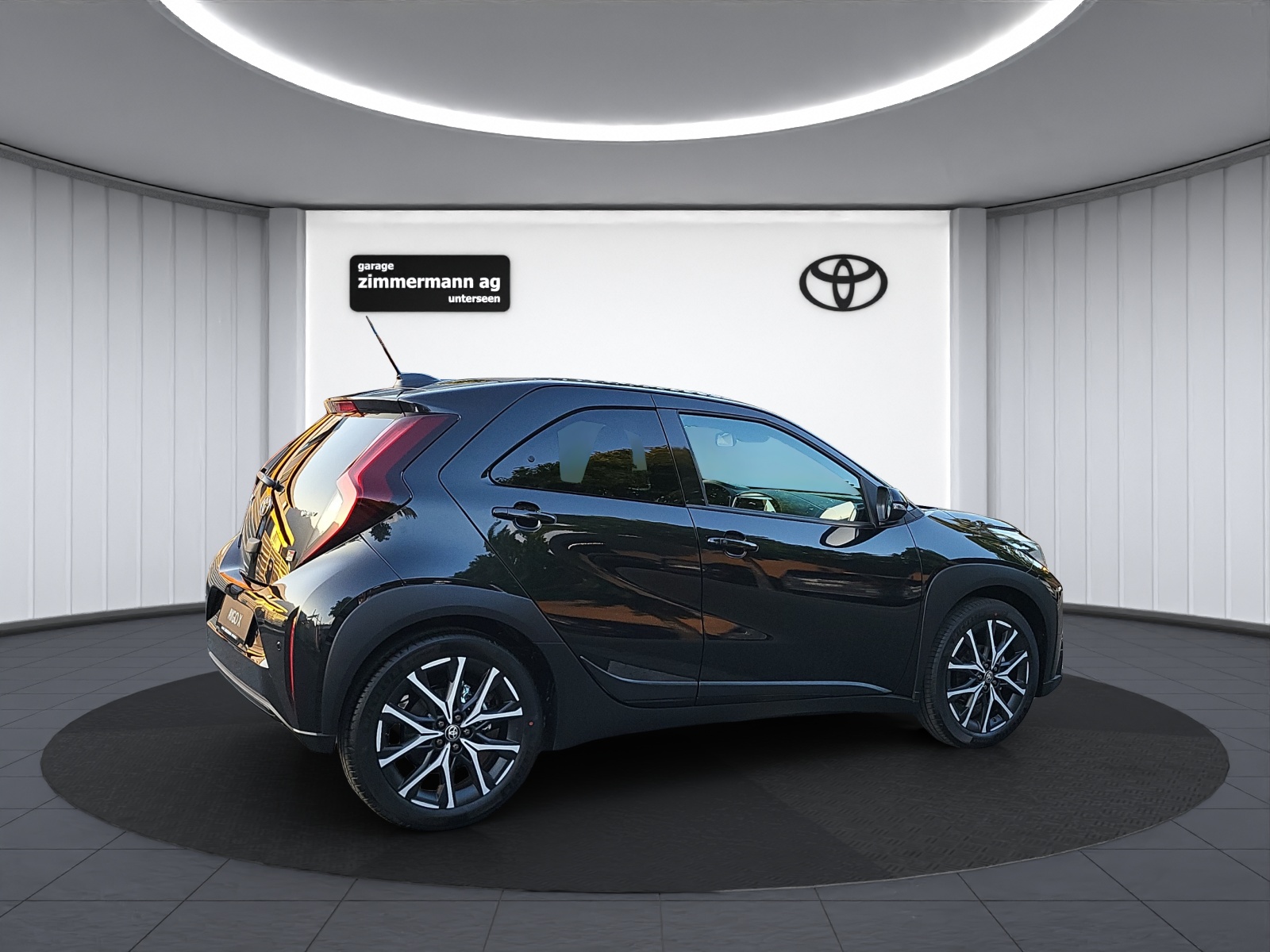 TOYOTA Aygo X 1.5 VVT-i HSD GR Sport-image-5
