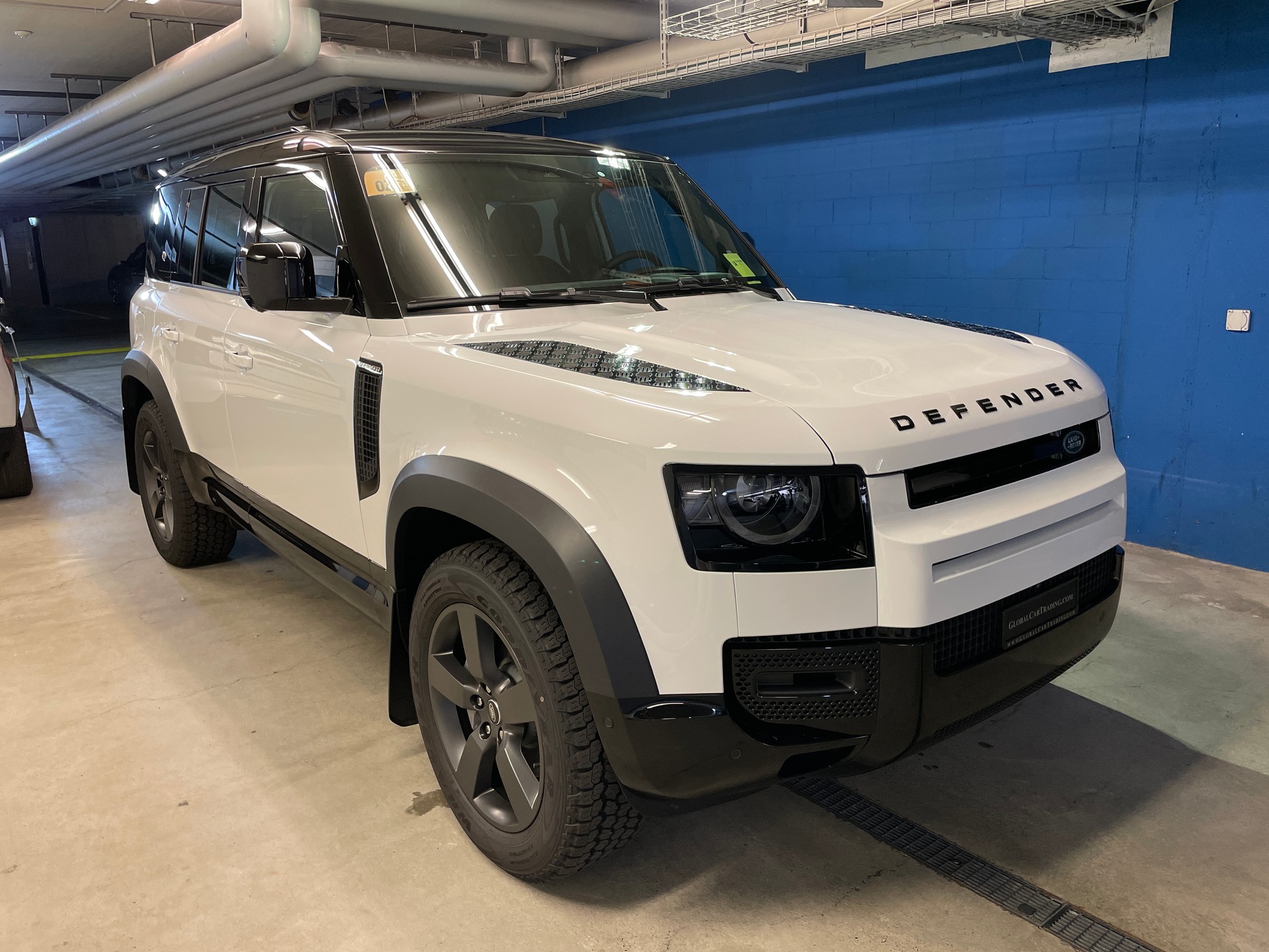 LAND ROVER Defender 110 P400 I6 X-Dynamic SE 3.0 AT8 mit AHK-image-2