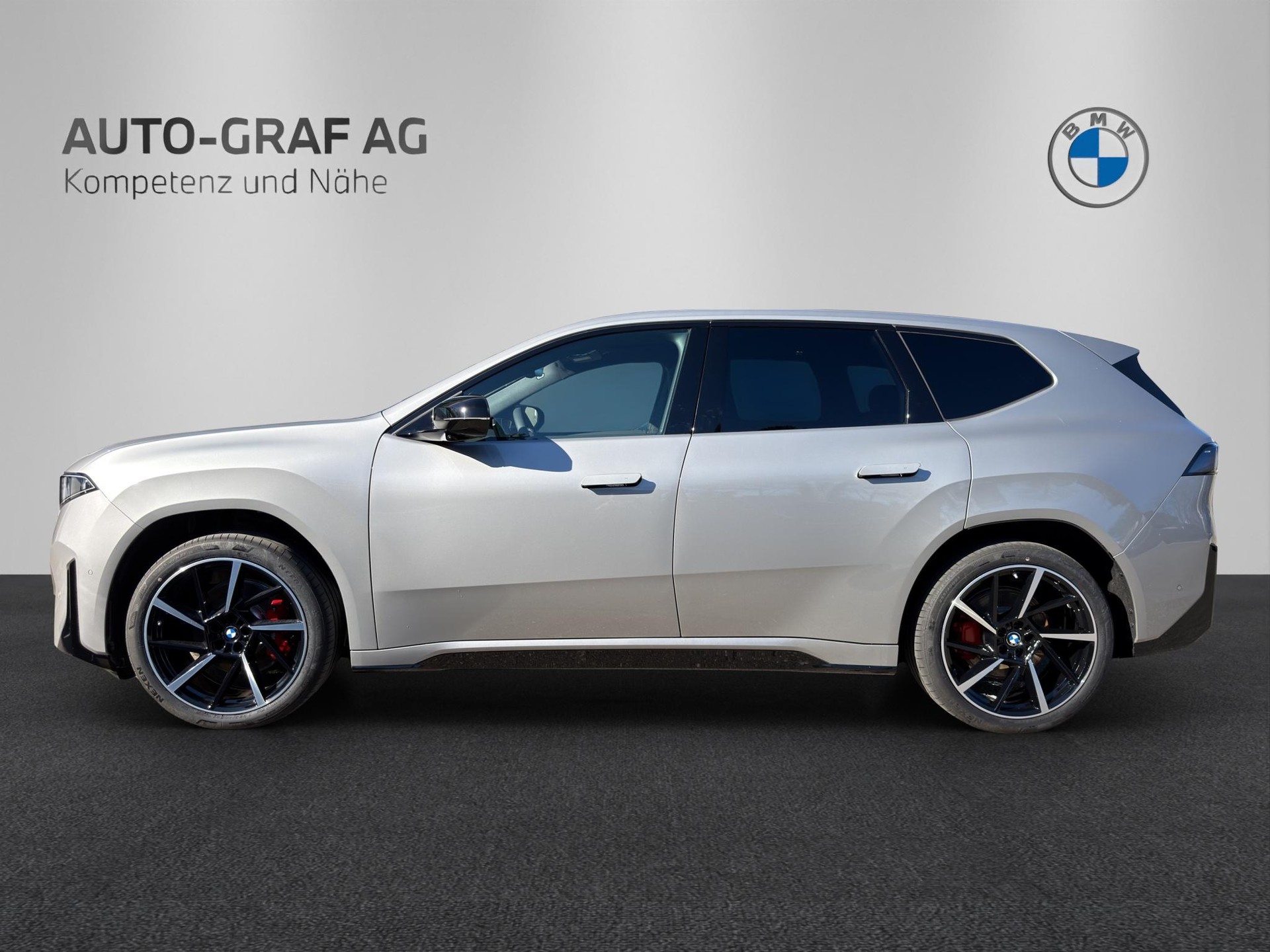 BMW iX3 50 xDrive M Sport Pro-image-1