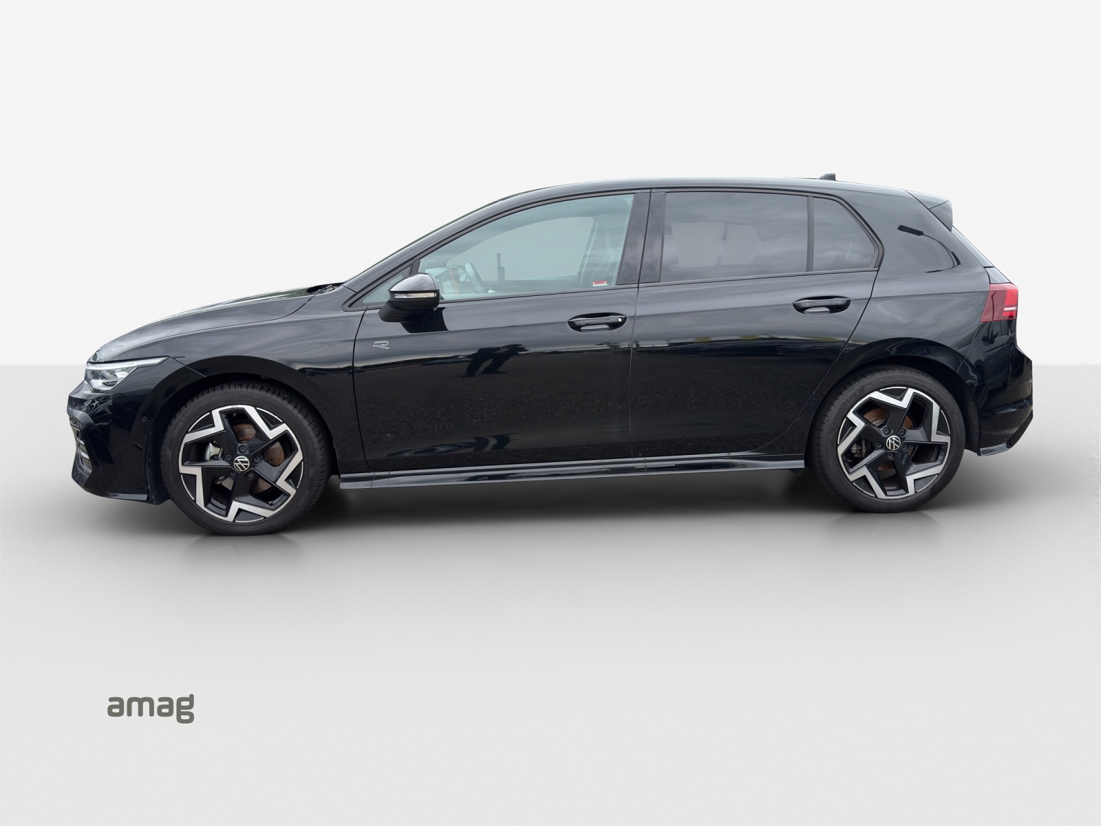 VW Golf 1.5 e TSI mHEV R-Line DSG-image-1