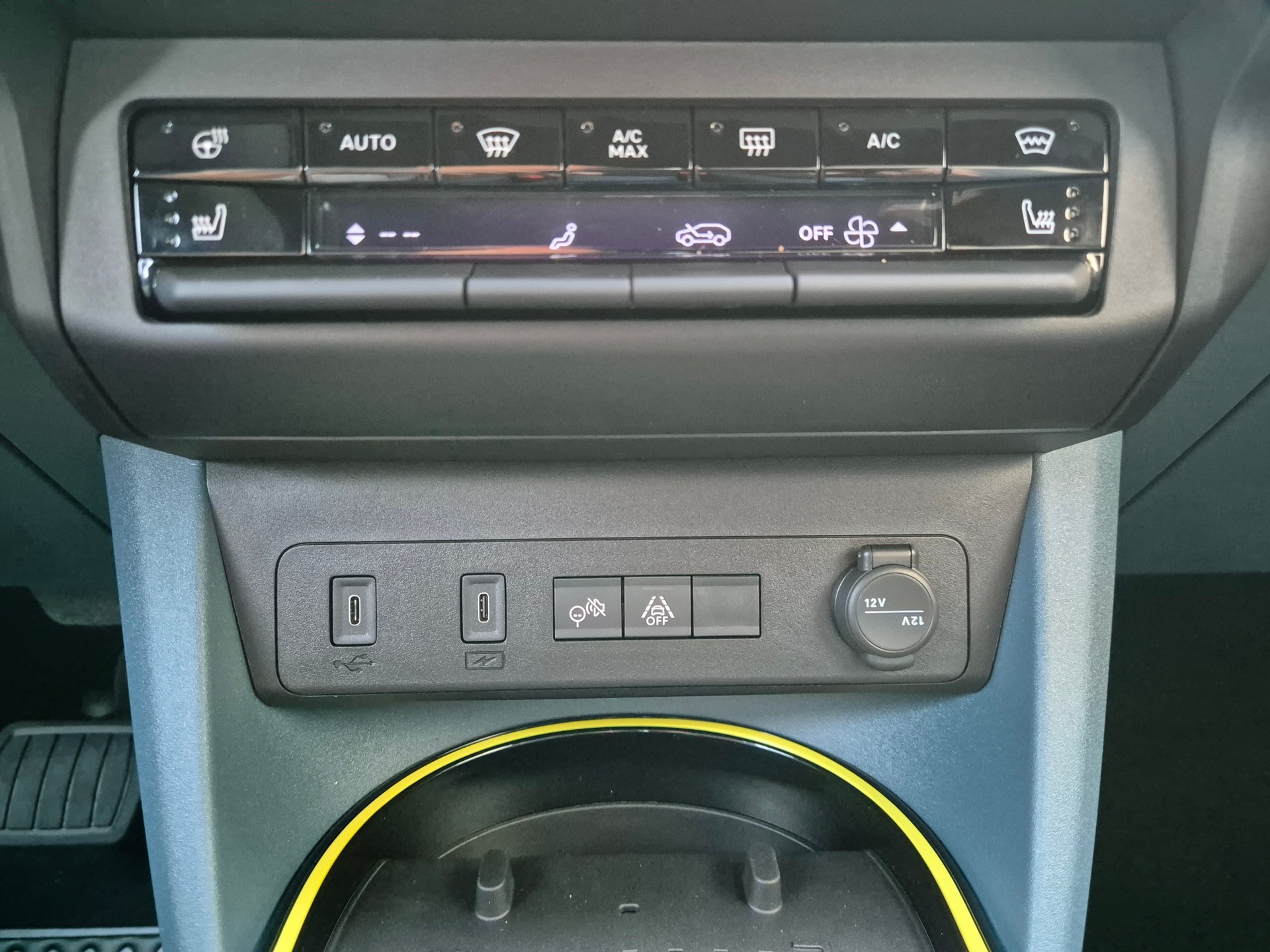FIAT Grande Panda MHEV La Prima 5ANS GARANTIE-image-11