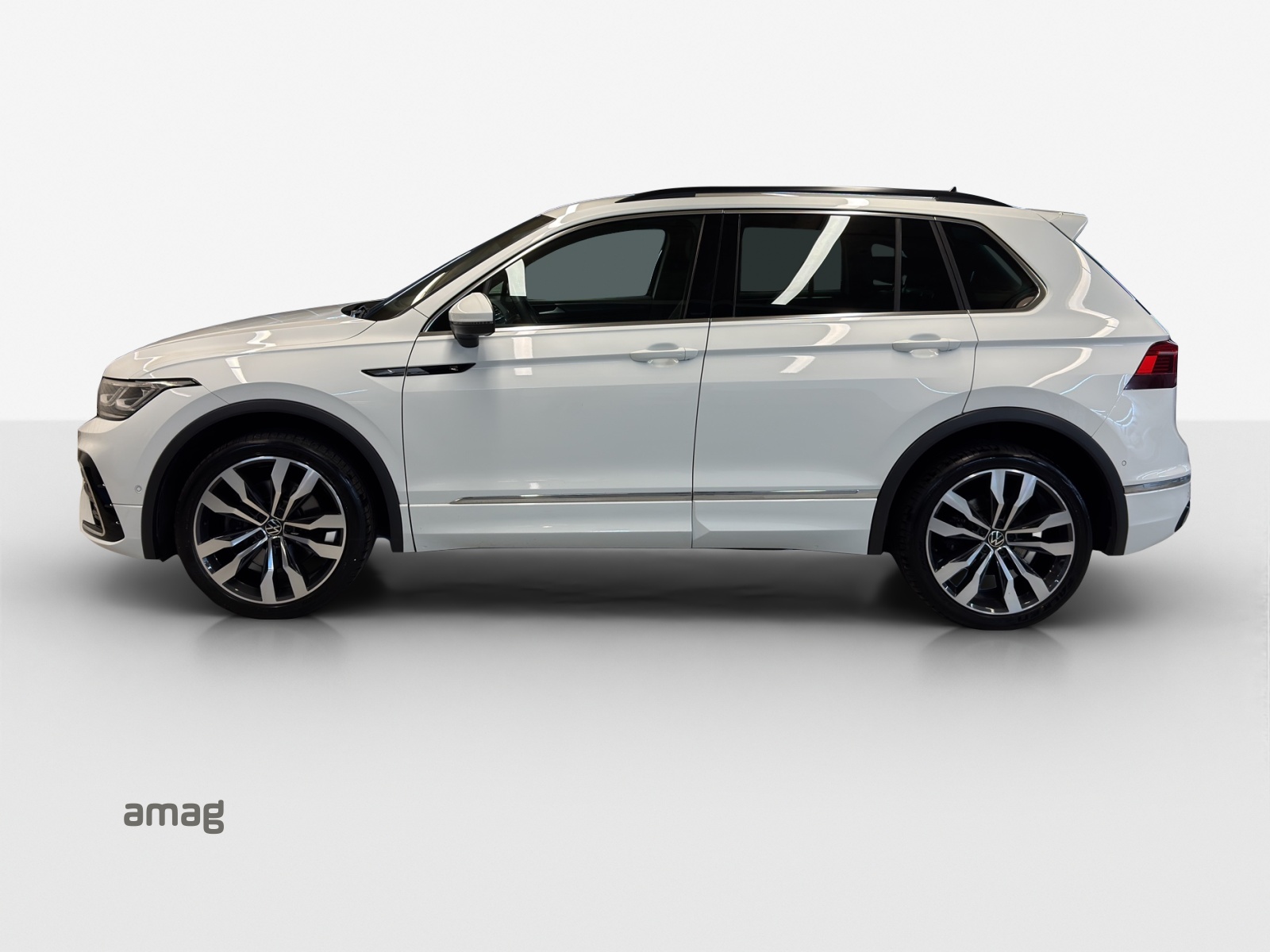 VW Tiguan 2.0TSI R-Line 4Motion DSG-image-1