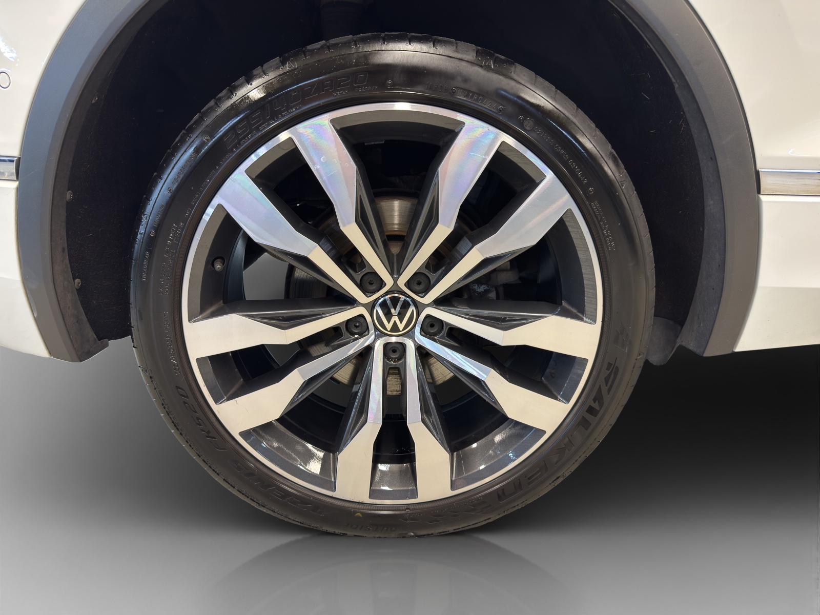 VW Tiguan 2.0TSI R-Line 4Motion DSG-image-13