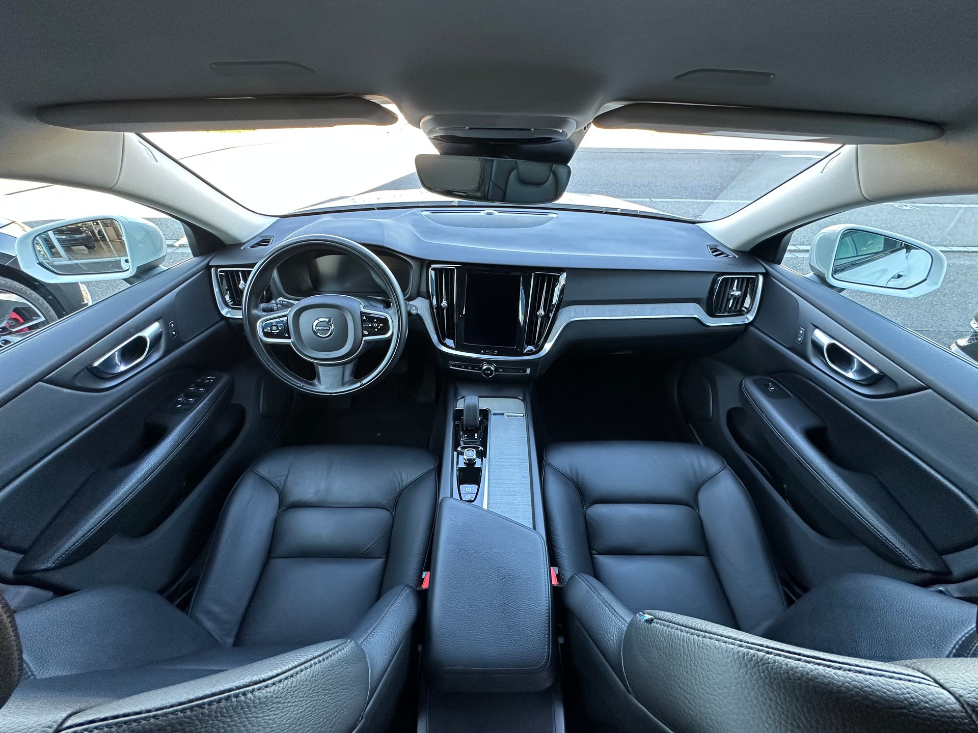 VOLVO V60 Cross Country B4 Mild Hybrid Core AWD Geartronic / Gratis-Service bis 150'000Km-image-8
