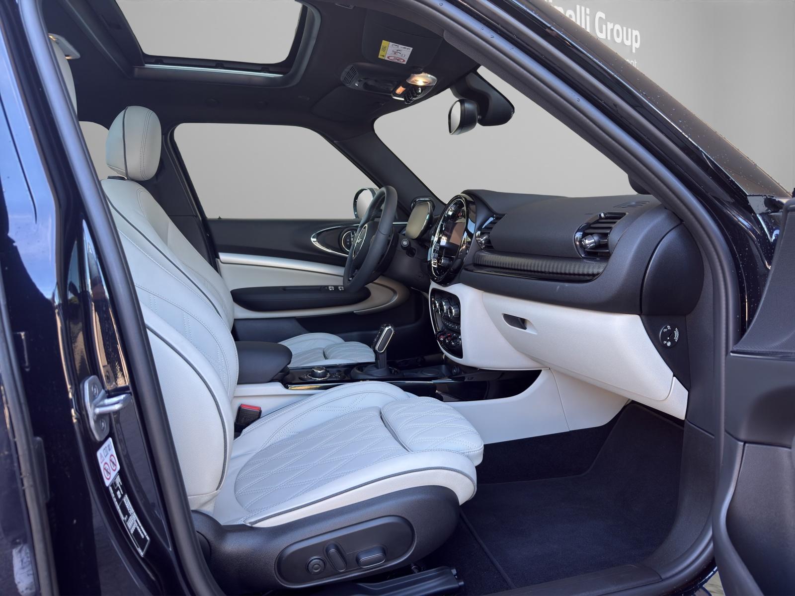 MINI Clubman F54 2.0i Cooper S ALL4-image-19