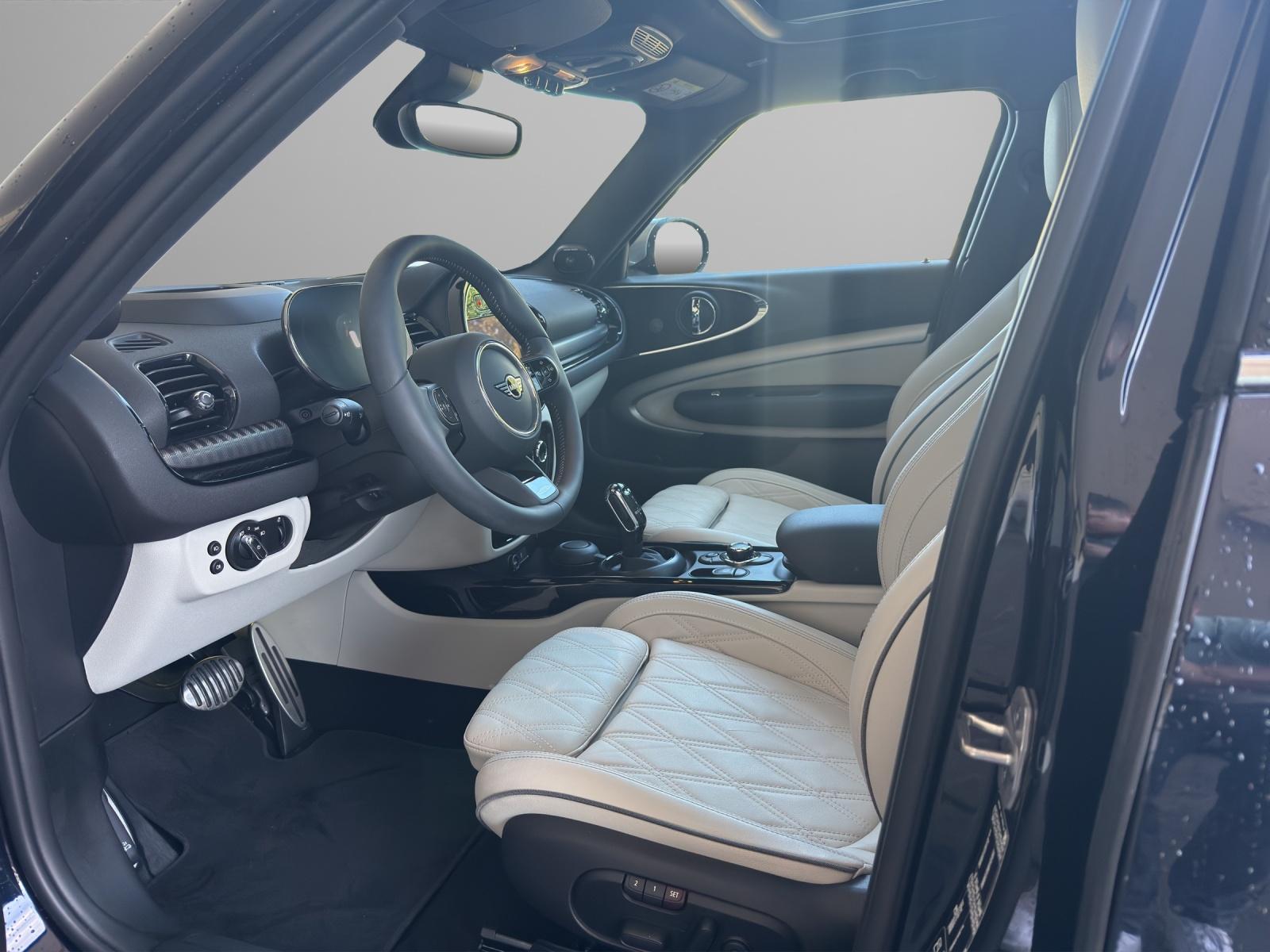 MINI Clubman F54 2.0i Cooper S ALL4-image-5