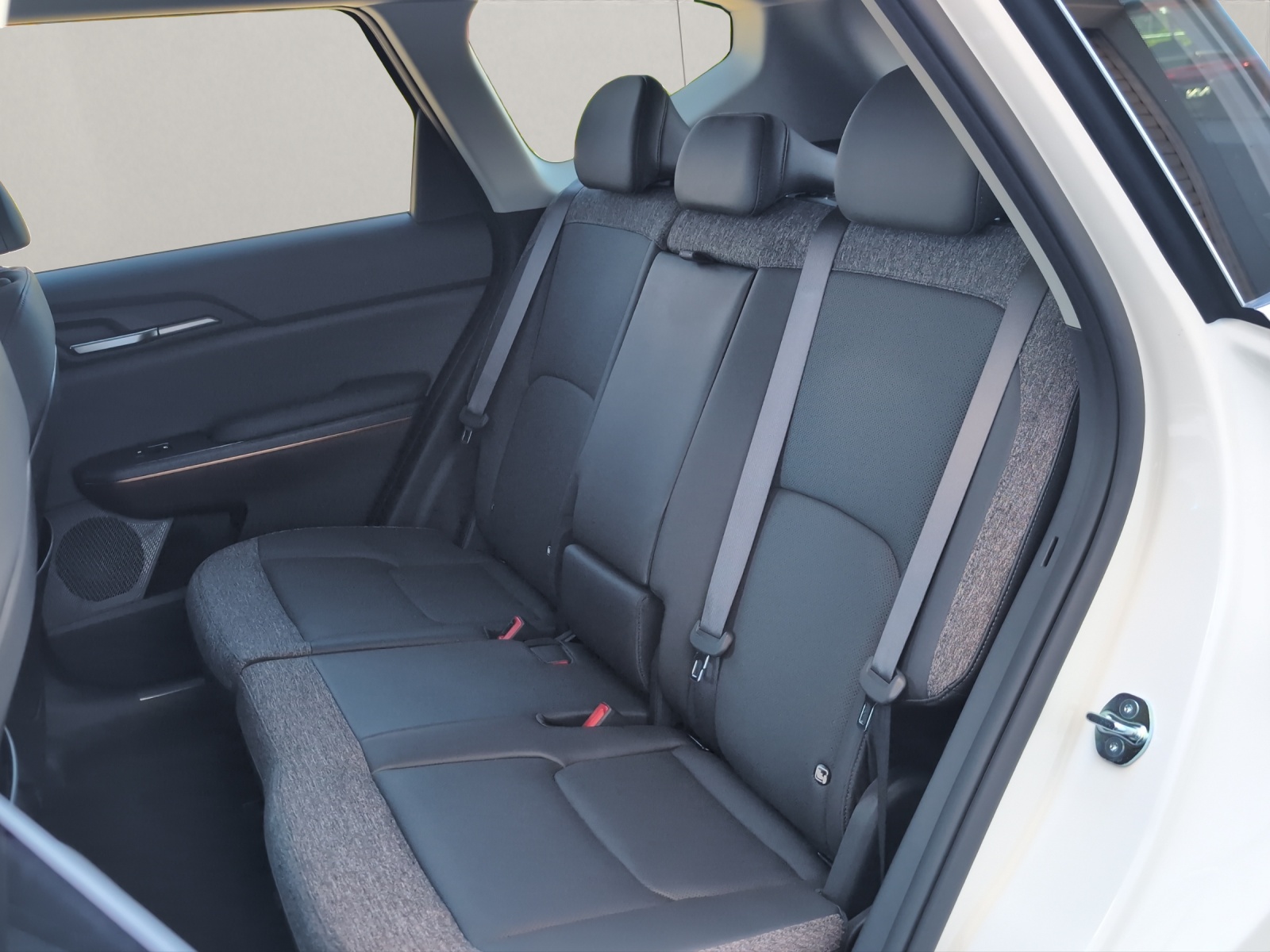 KIA EV5 81 kWh Earth 4x4-image-15