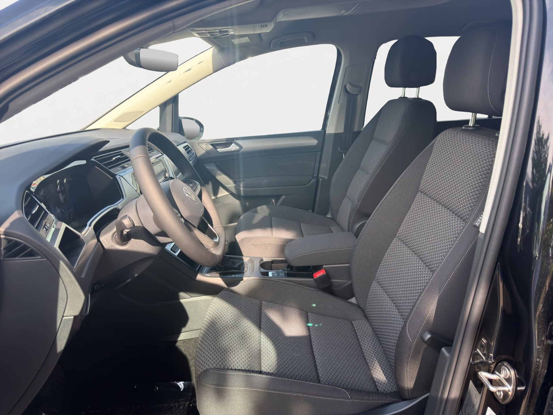 VW Touran 1.5 TSI EVO Comfortline DSG-image-12