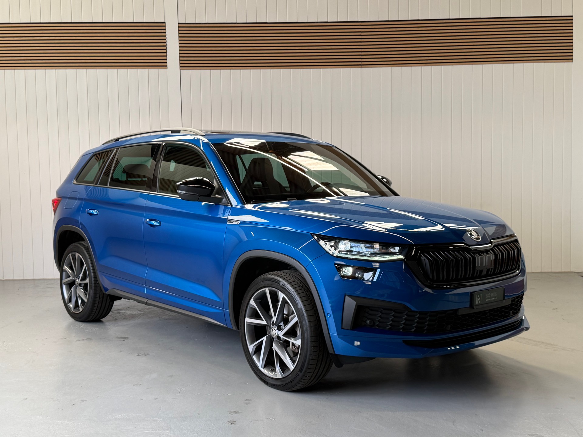 SKODA Kodiaq 2.0 TDI CR SportLine 4x4 DSG AHK frisch ab Service & MFK-image-6