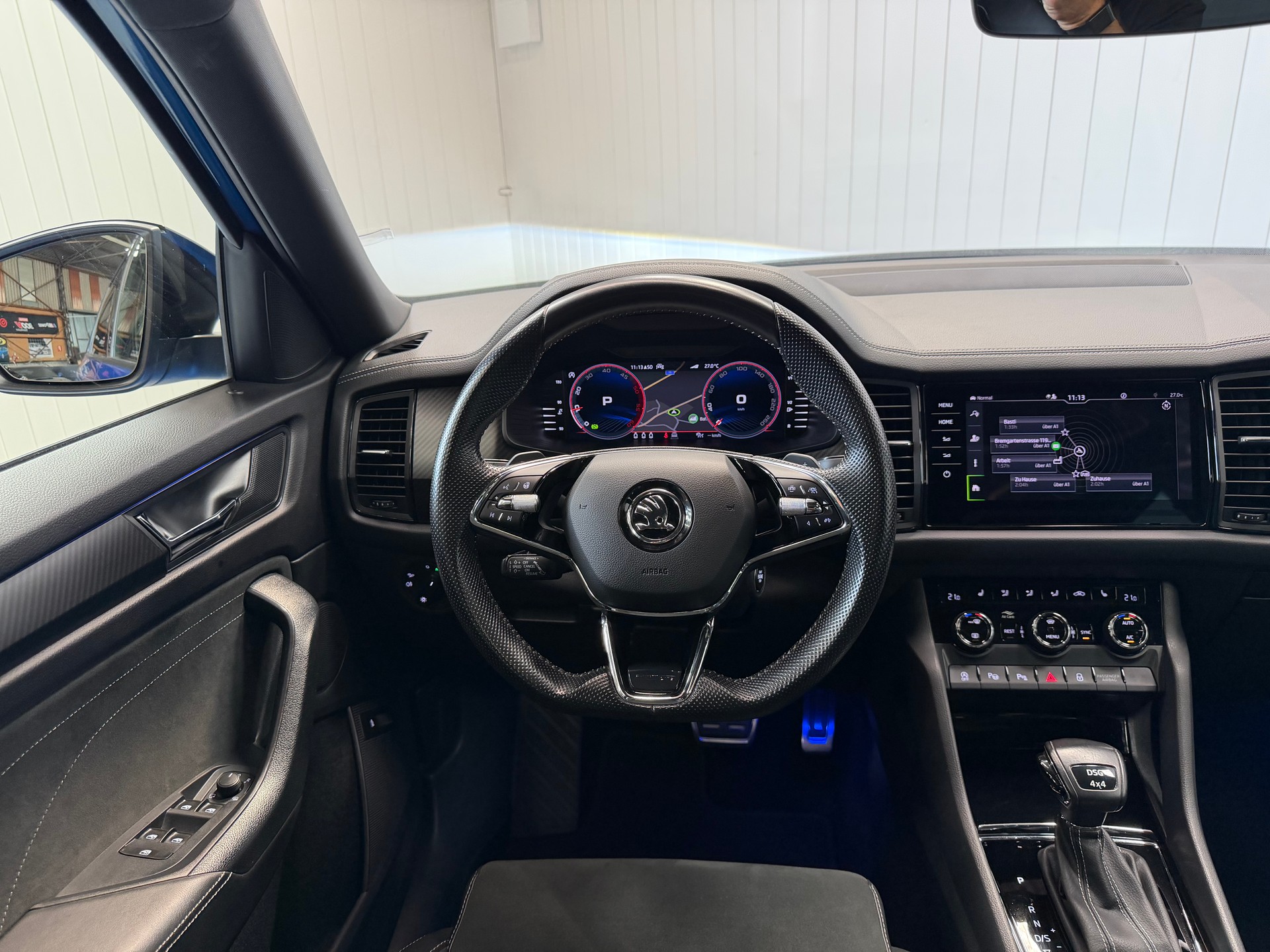 SKODA Kodiaq 2.0 TDI CR SportLine 4x4 DSG AHK frisch ab Service & MFK-image-11