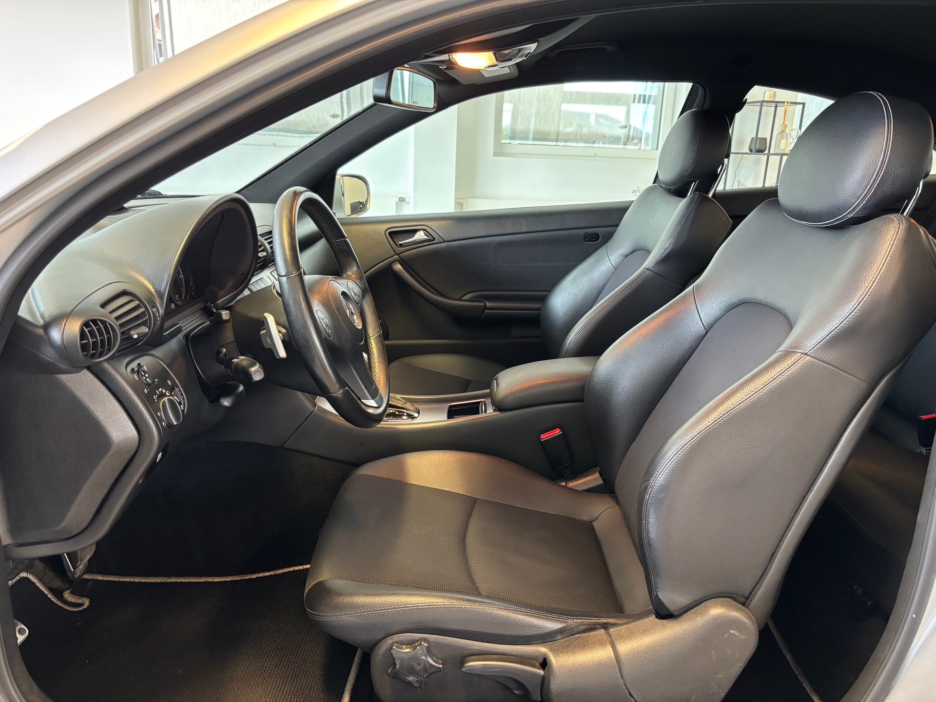 MERCEDES-BENZ CLC 200 Kompressor Automatic-image-6