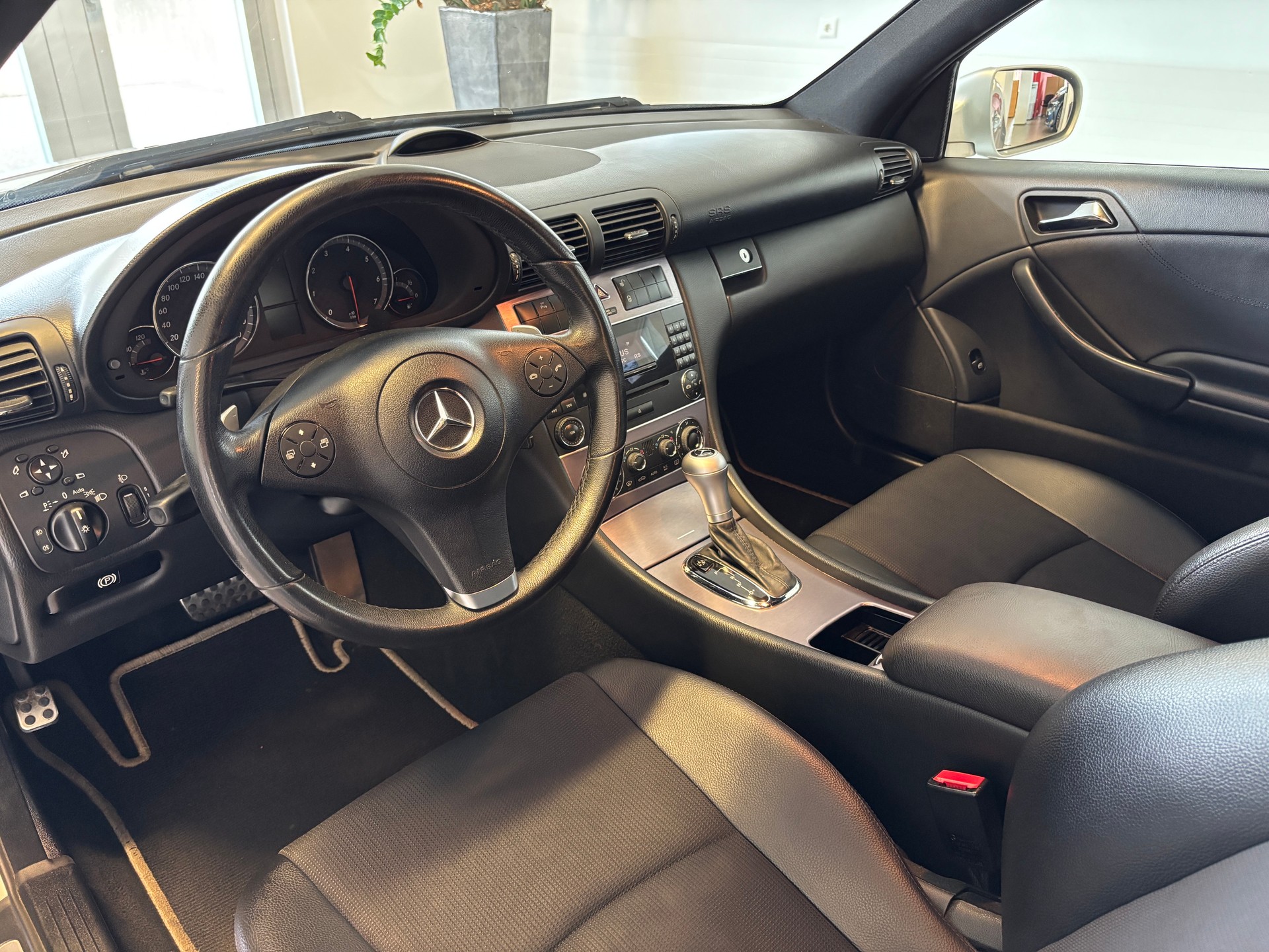 MERCEDES-BENZ CLC 200 Kompressor Automatic-image-4