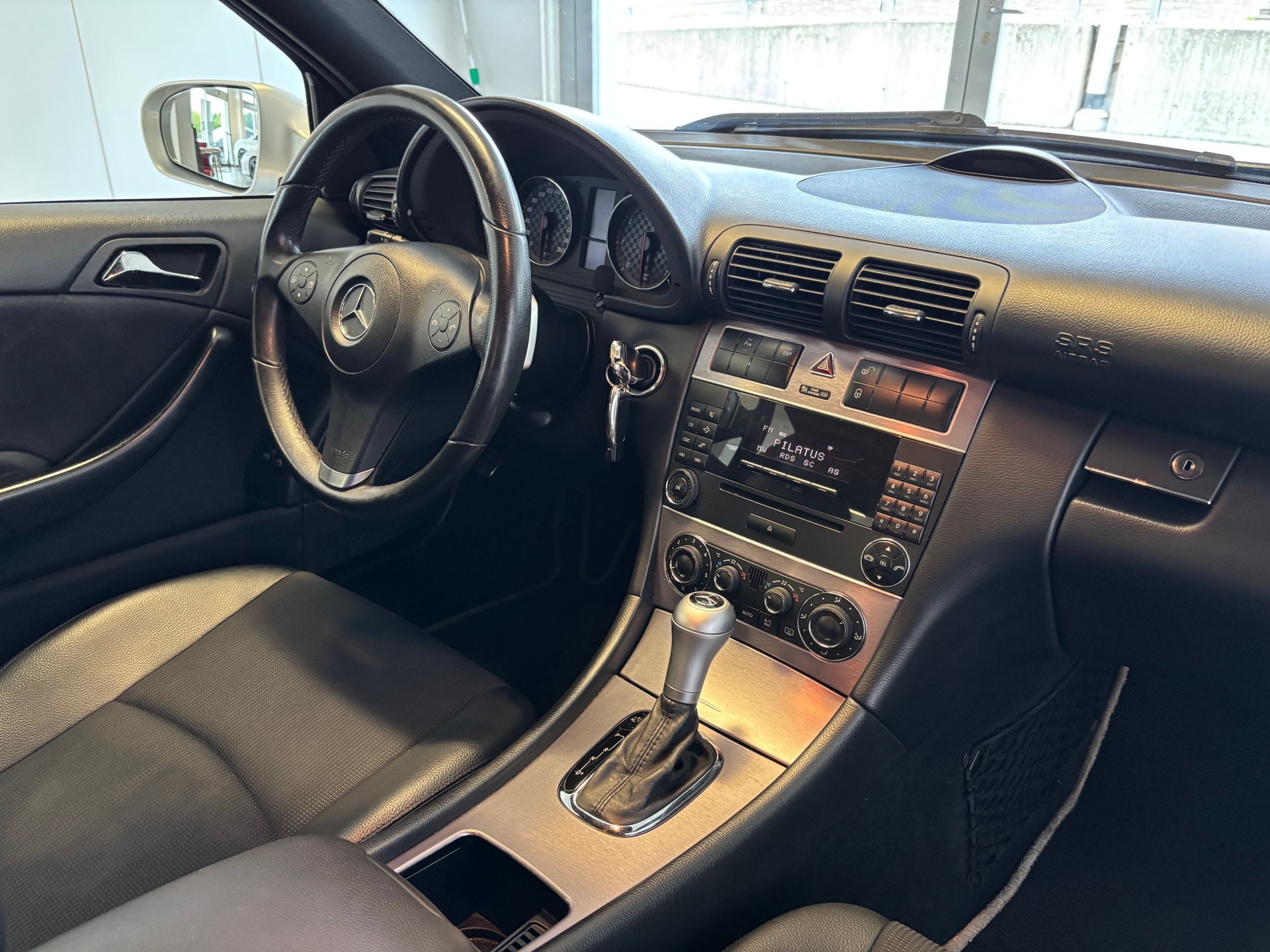 MERCEDES-BENZ CLC 200 Kompressor Automatic-image-8