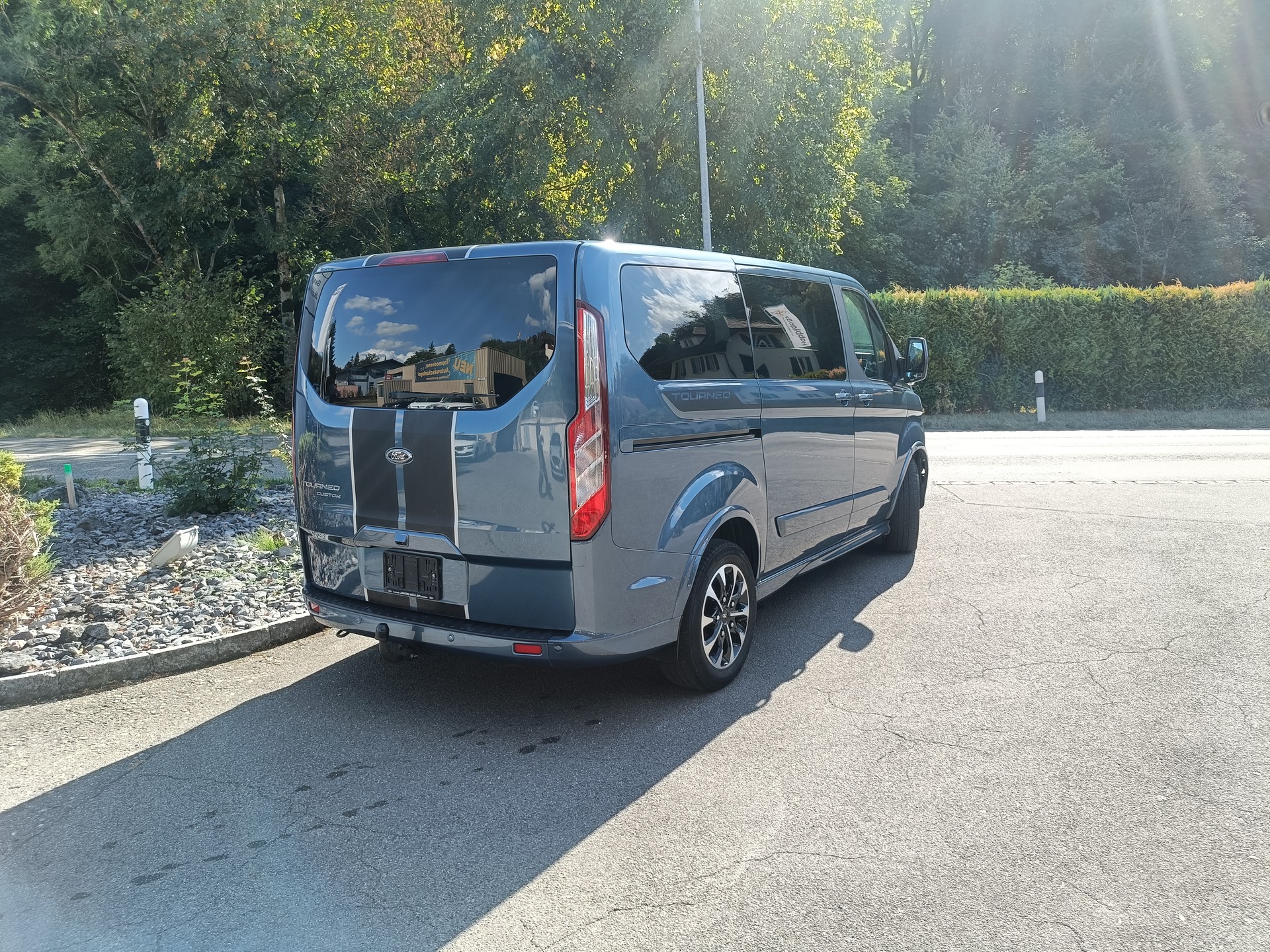 FORD Tourneo Custom 320 L1H1 Sport-image-4