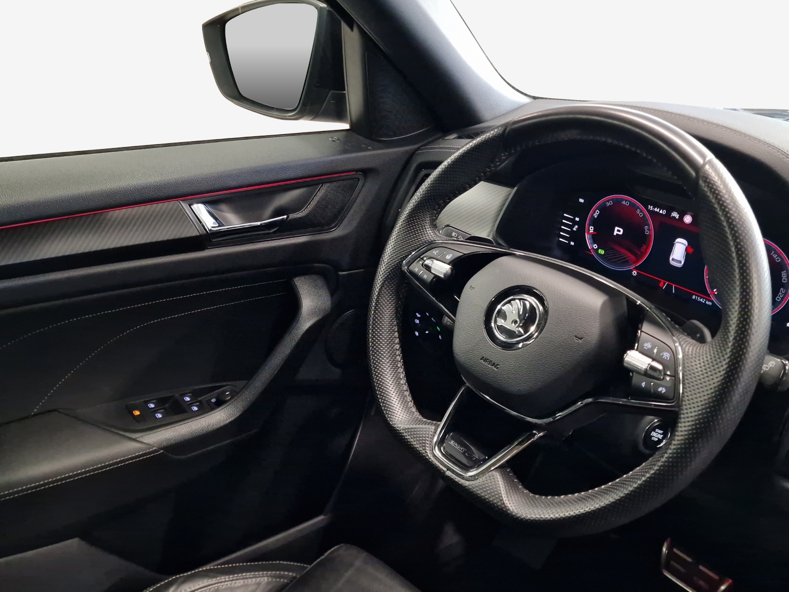 SKODA Kodiaq 2.0 TSI 4x4 SportLine-image-14
